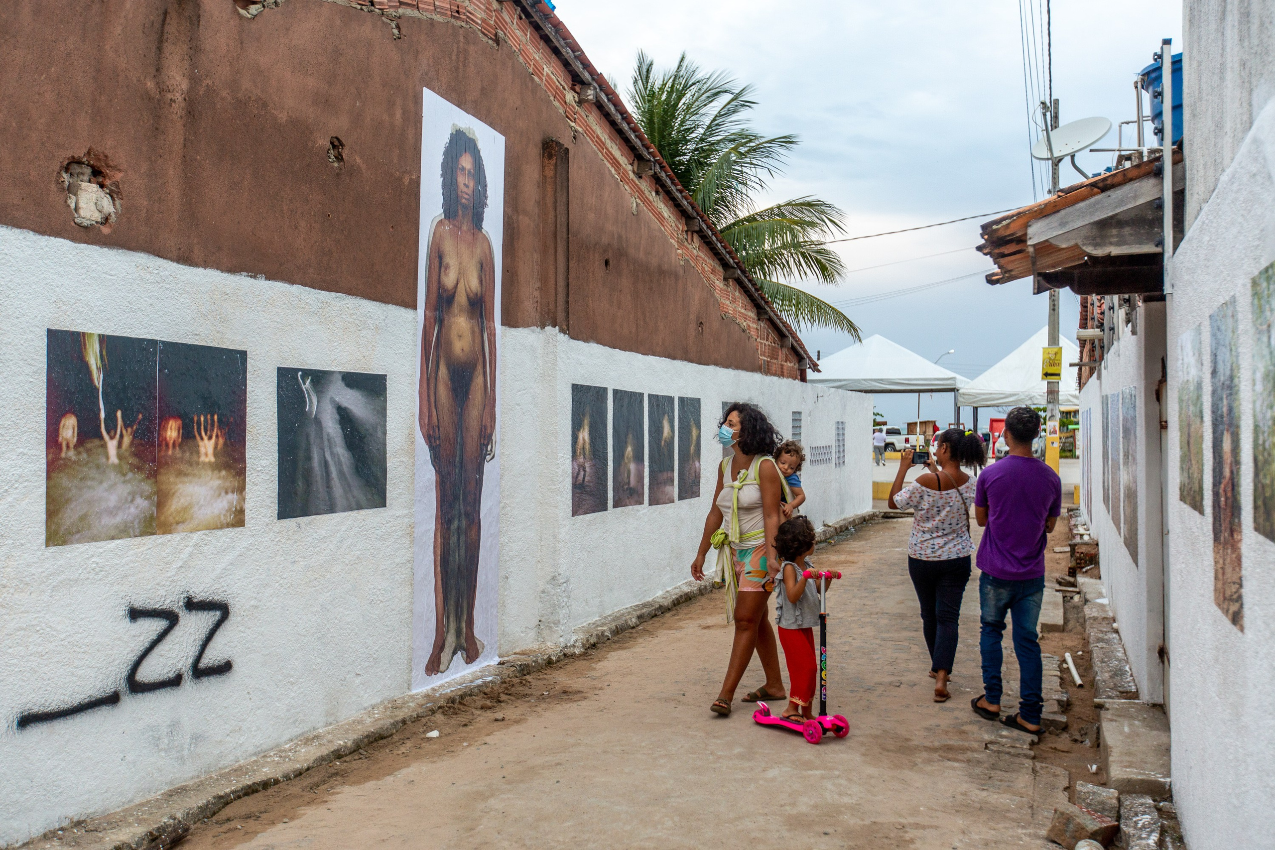 CV. Curator, editor, researcher, and educator in Latin American photography Maíra C. Gamarra