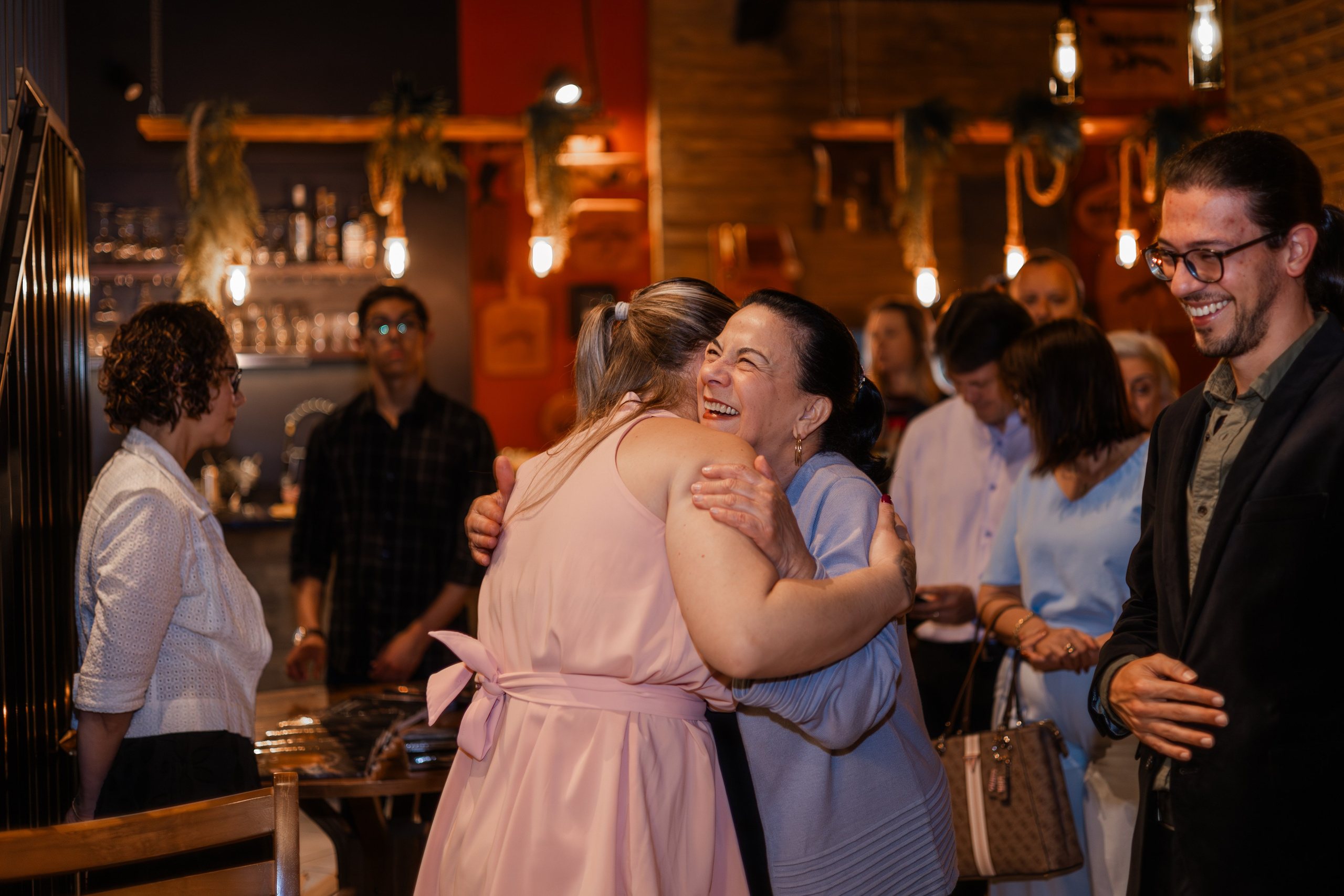 Lançamento de Livro Vivi Princival. Lumiere Filmes e Fotos