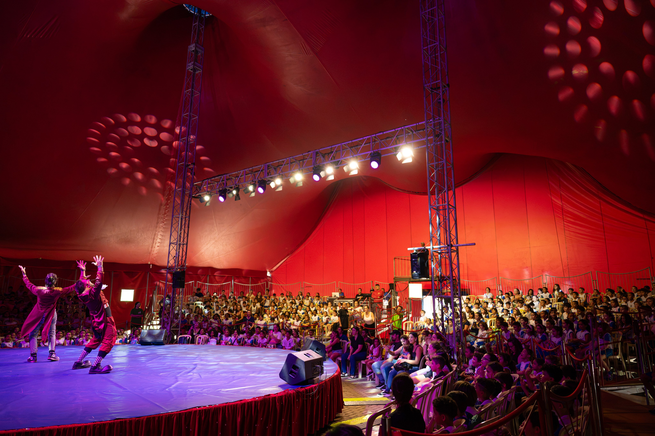 CIRCUS. ©2026 Adriano Escanhuela Photography