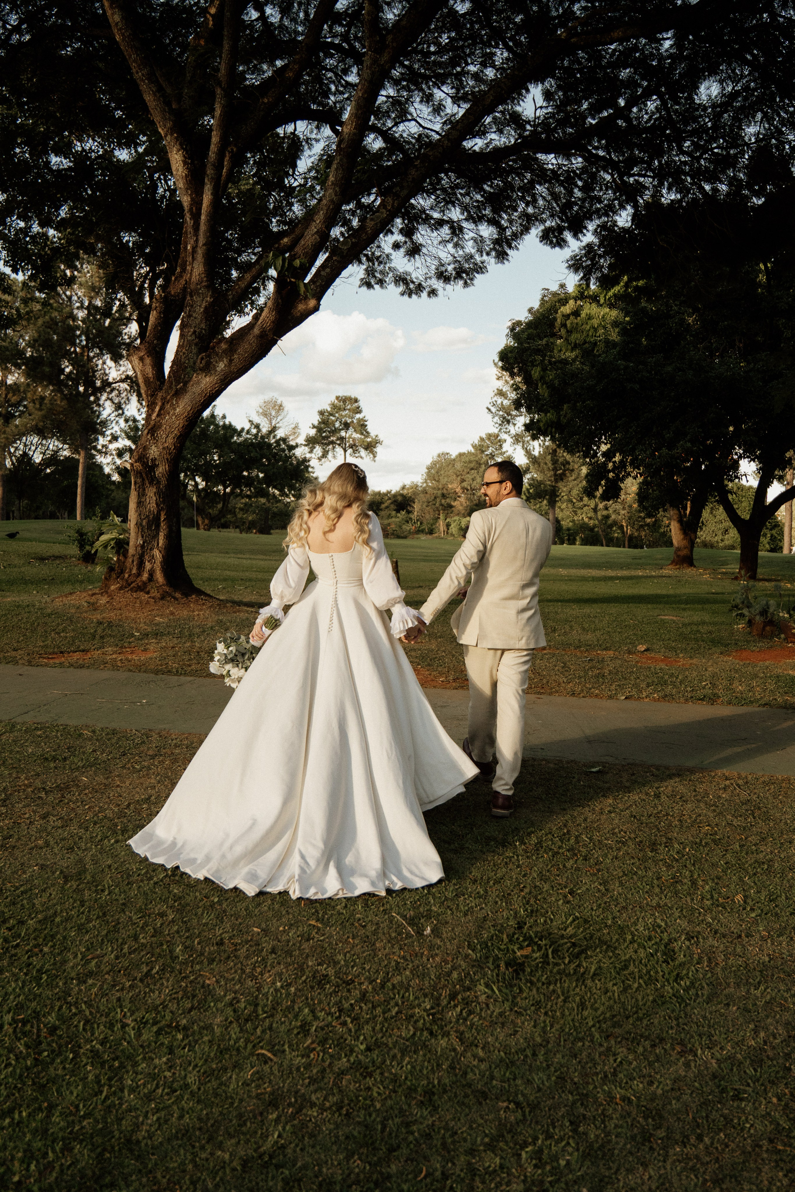 Lari & Luiz. Congiu Wedding