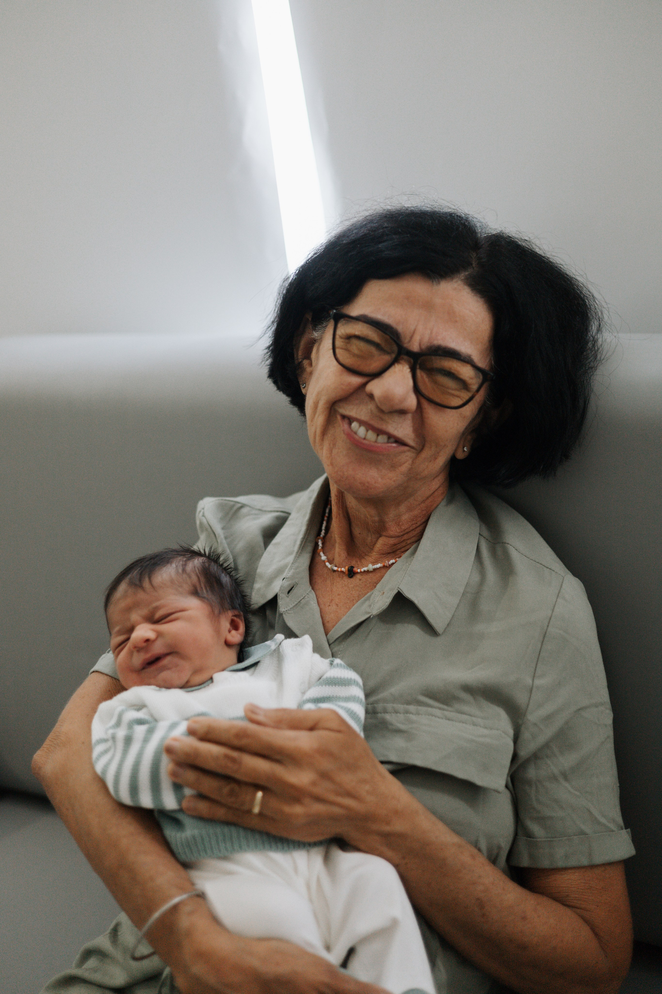 Nascimento Rael. Fotos e filme de partos & famílias