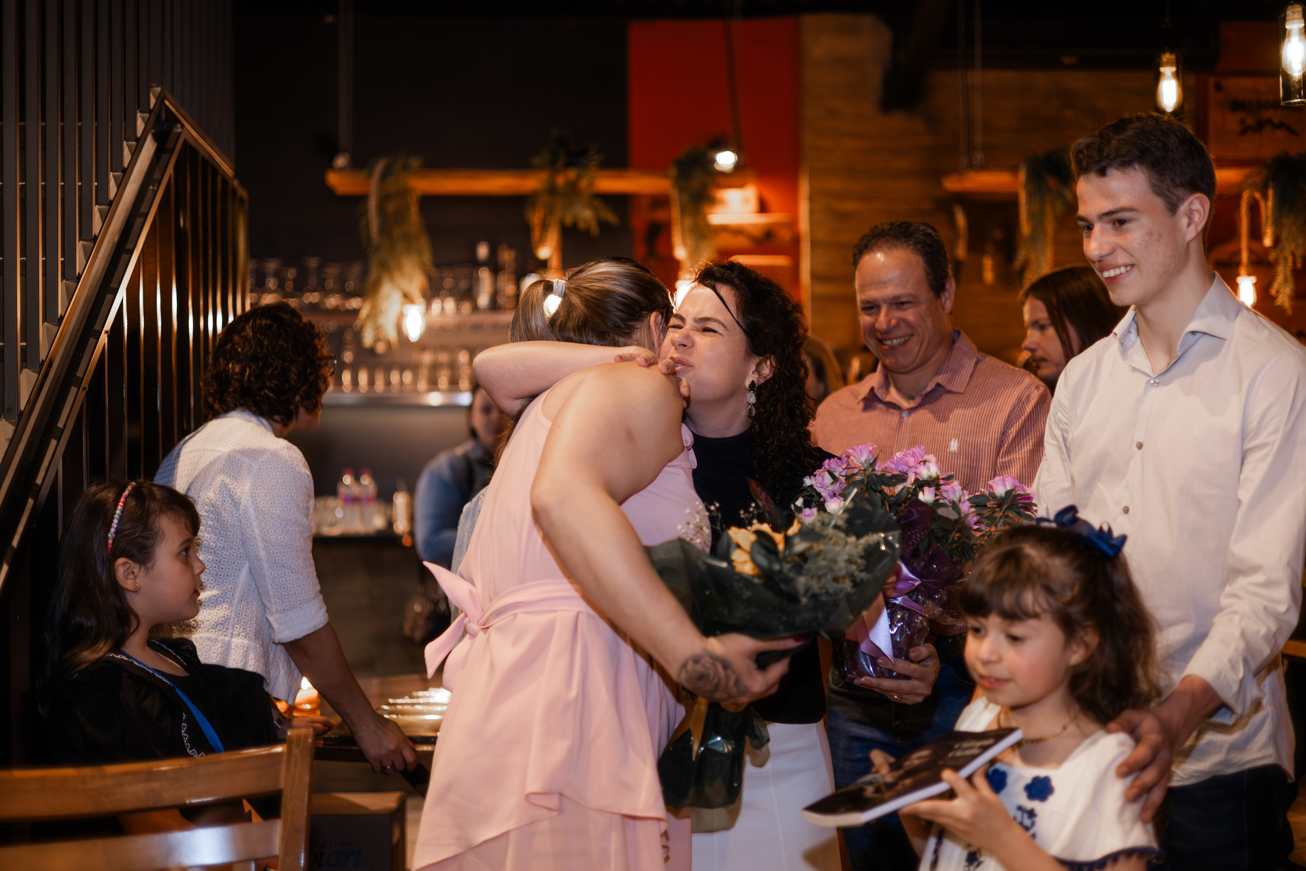Lançamento de Livro Vivi Princival. Lumiere Filmes e Fotos