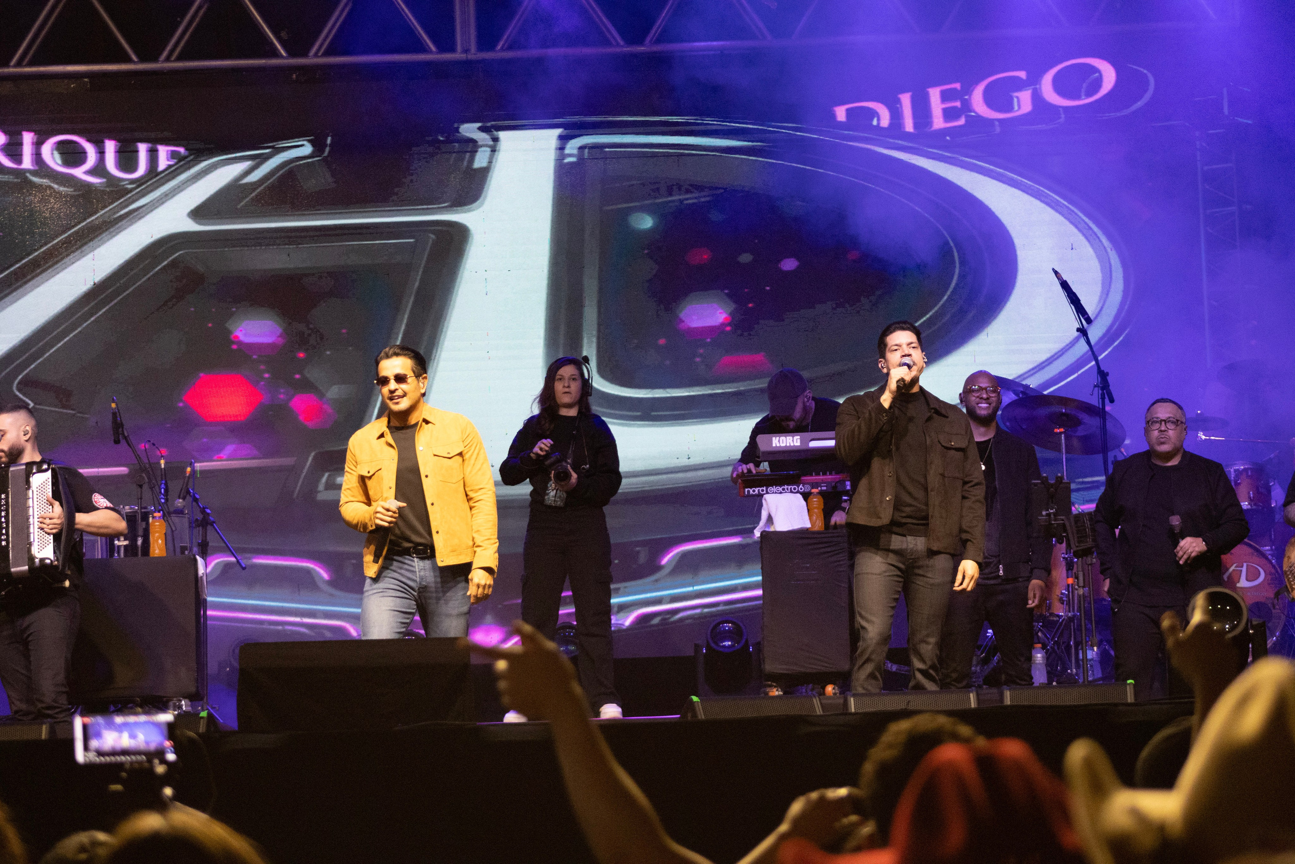 Show Henrique e Diego. Gui Sant — Fotografo profissional
