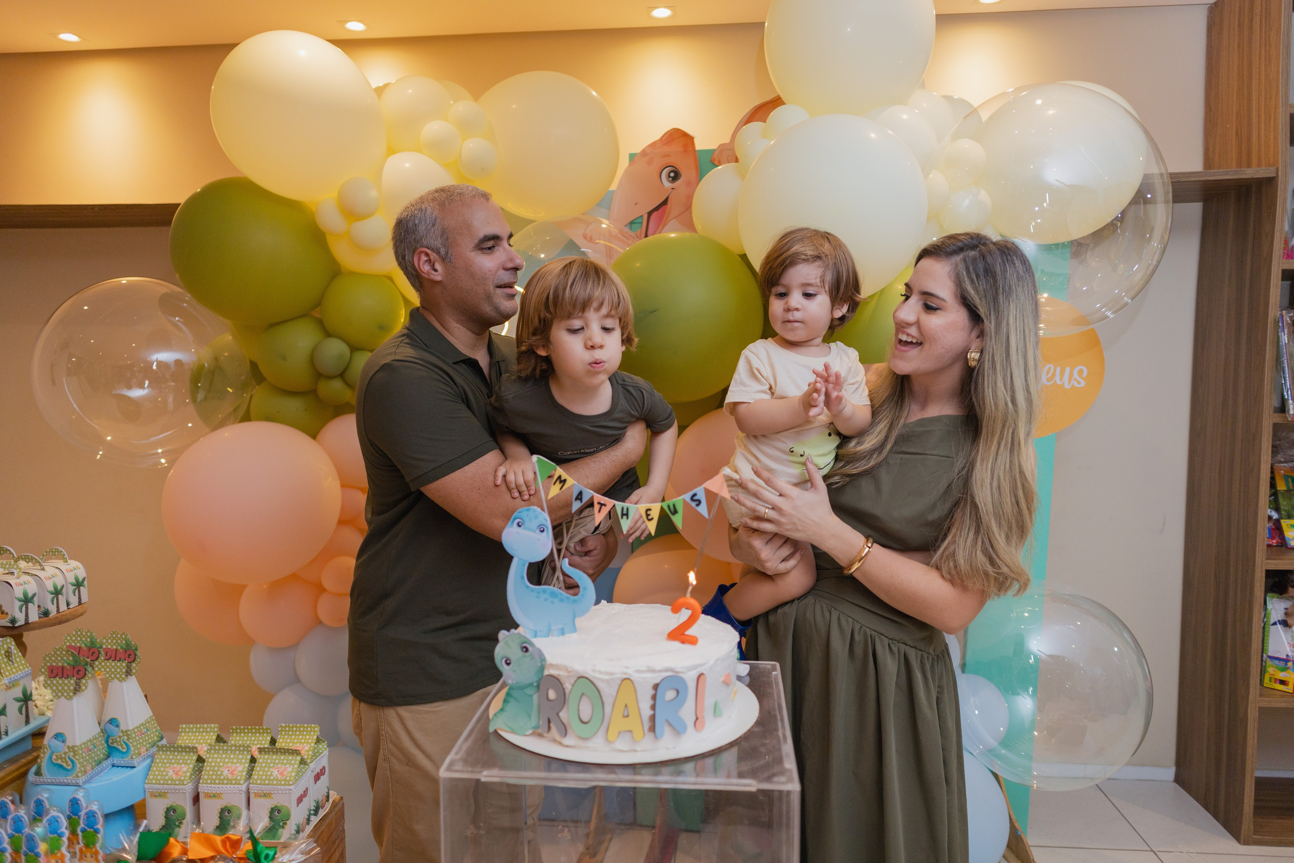 Matheus — 2 Anos. Fotos e filme de partos & famílias