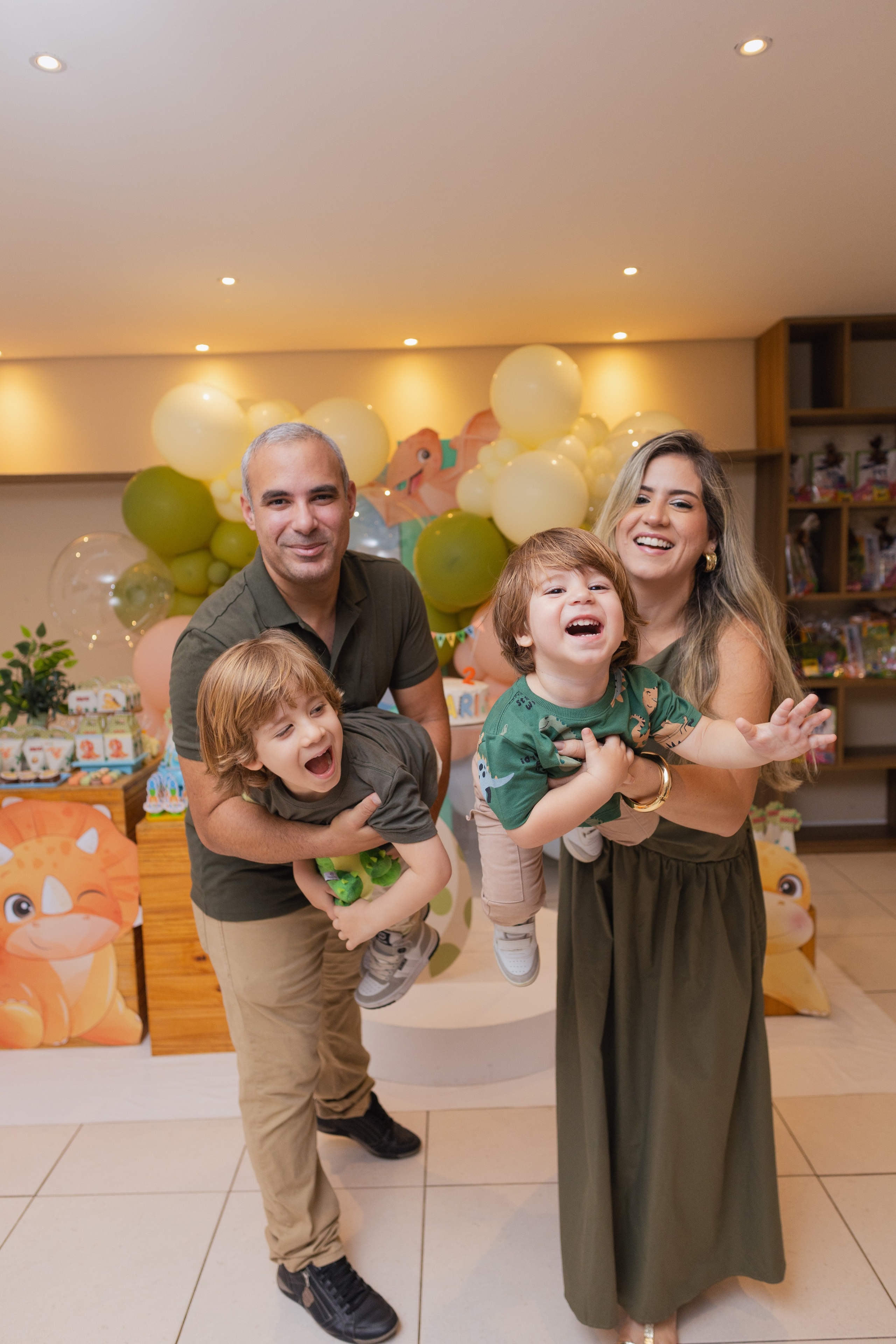 Matheus — 2 Anos. Fotos e filme de partos & famílias