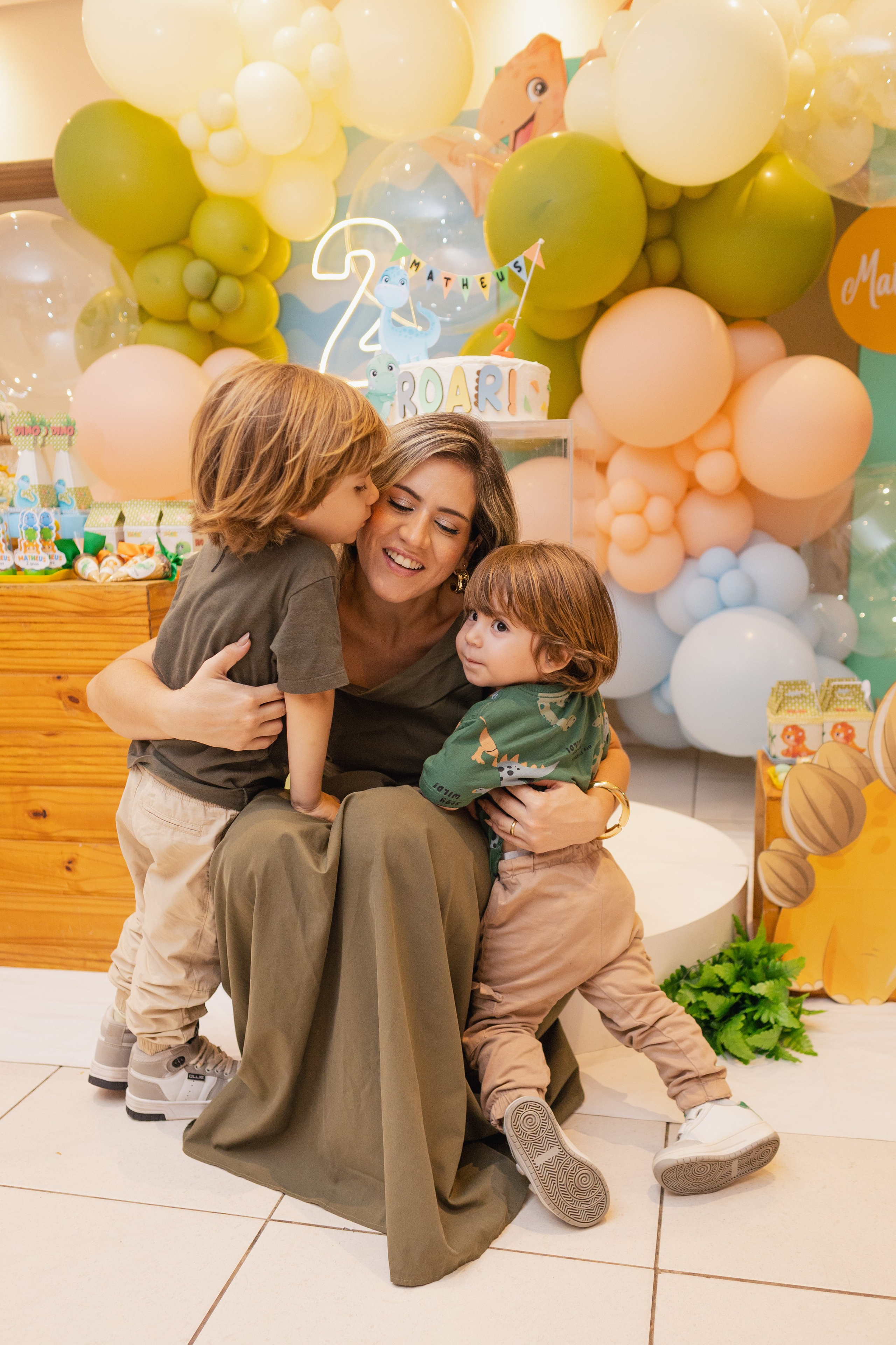 Matheus — 2 Anos. Fotos e filme de partos & famílias