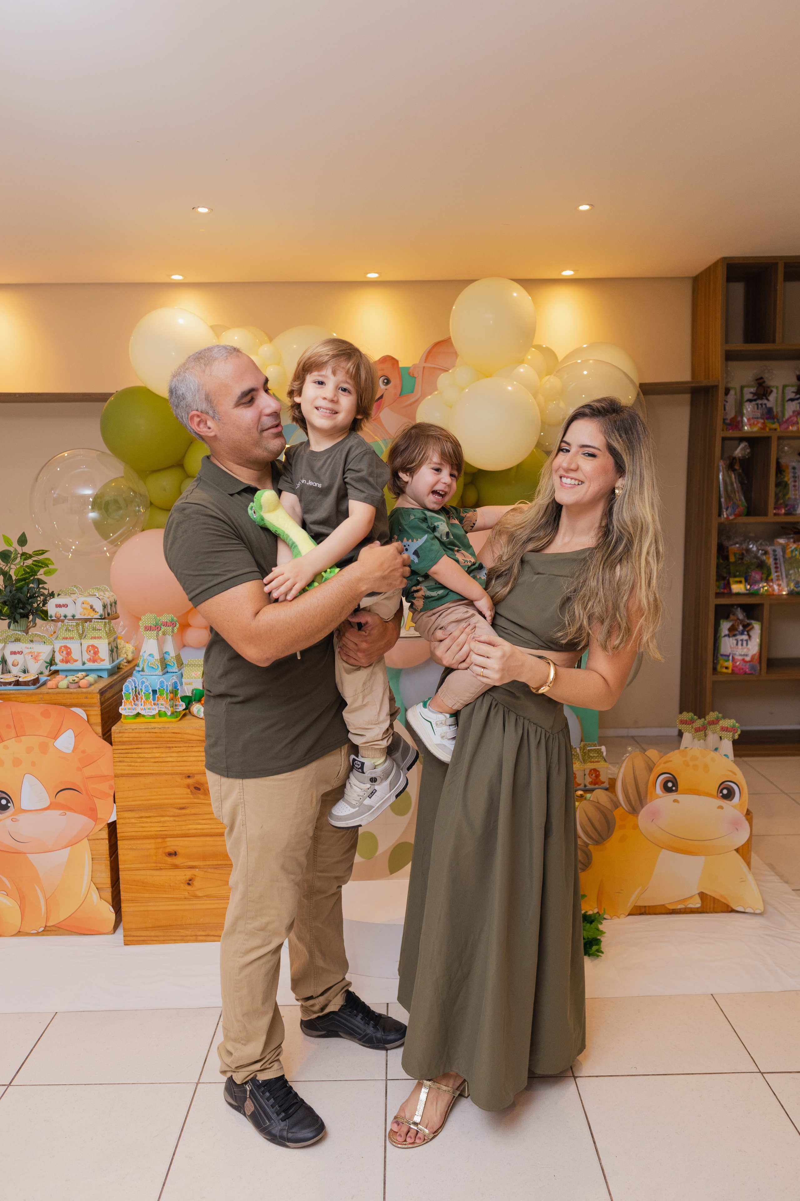Matheus — 2 Anos. Fotos e filme de partos & famílias