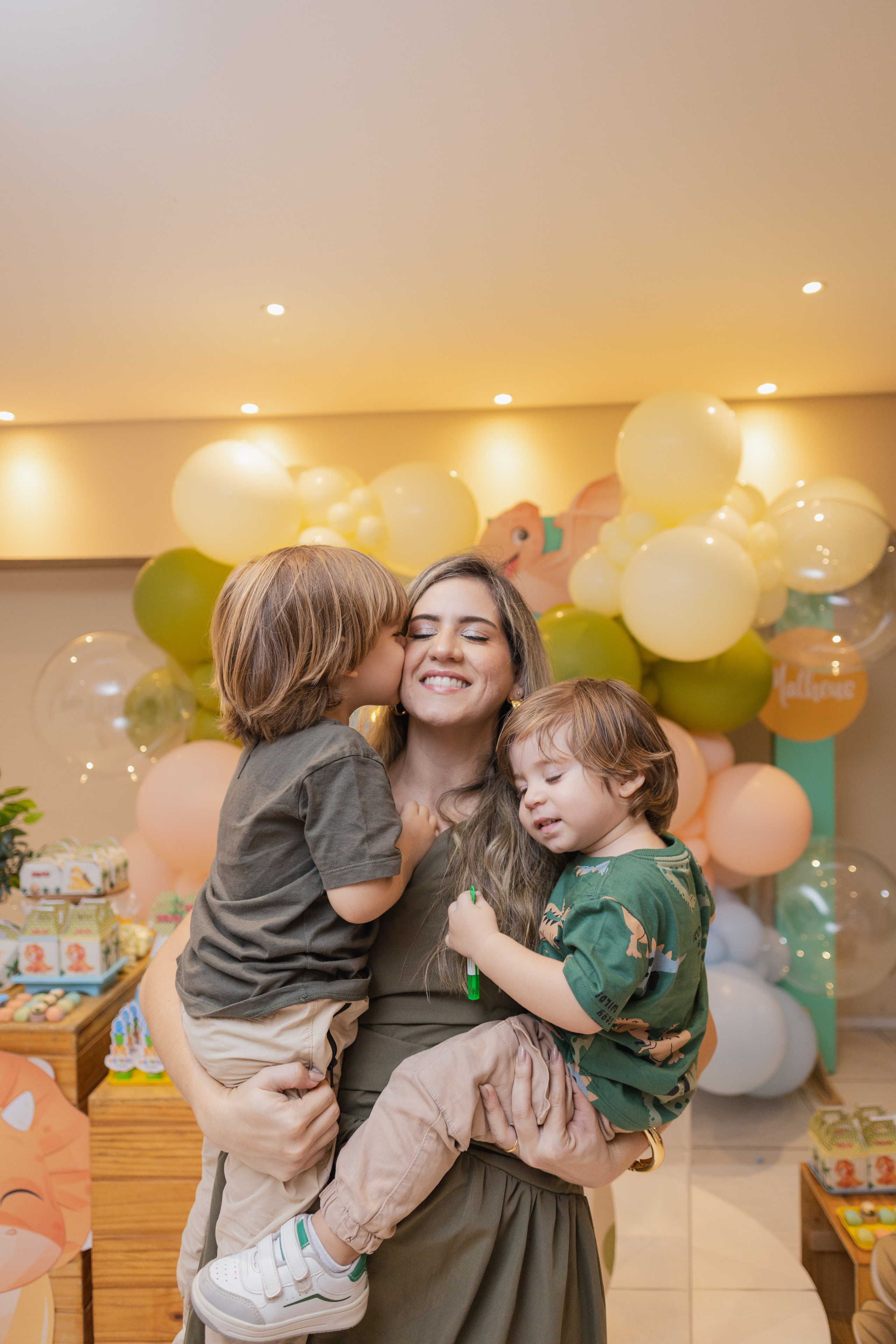 Matheus — 2 Anos. Fotos e filme de partos & famílias