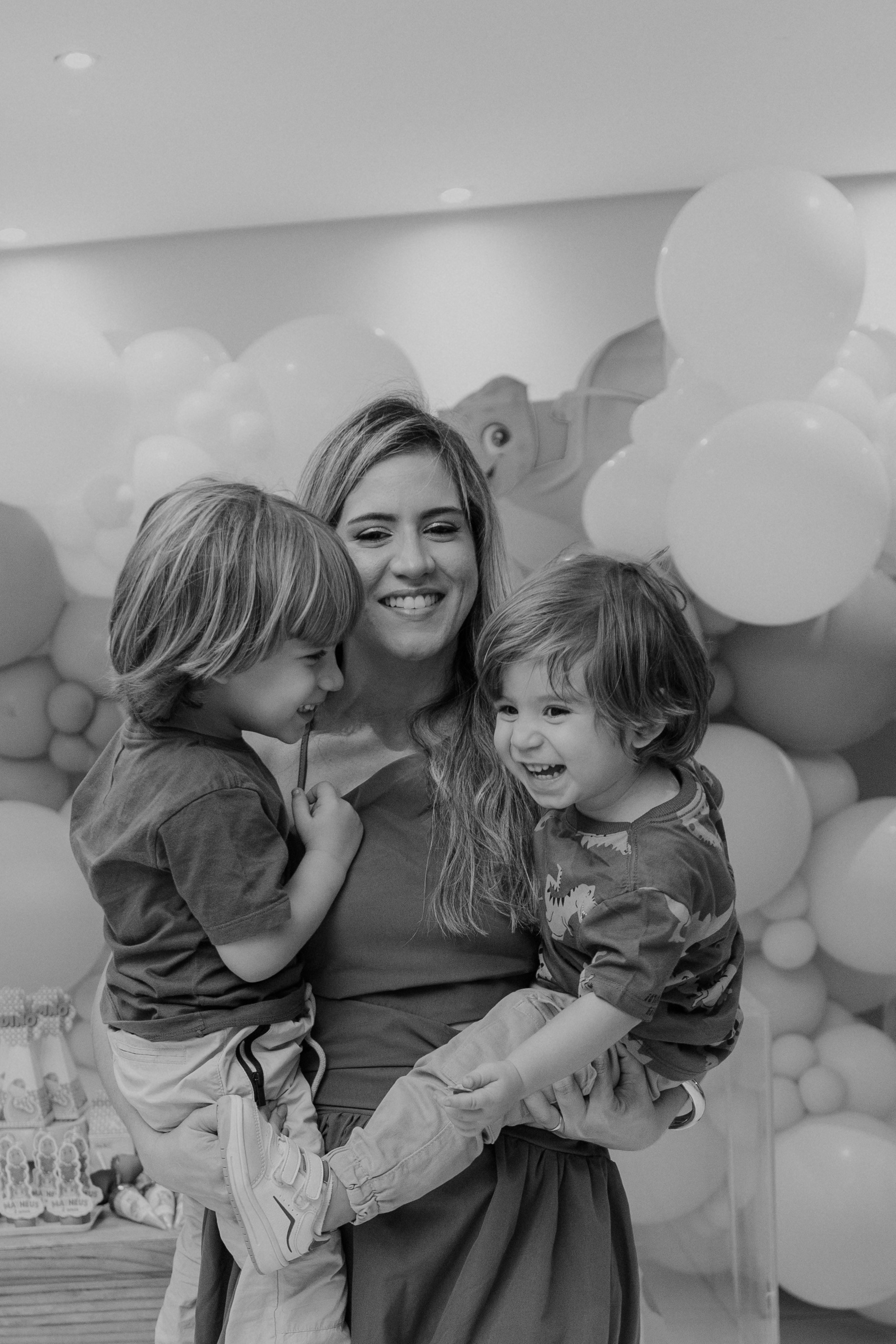 Matheus — 2 Anos. Fotos e filme de partos & famílias