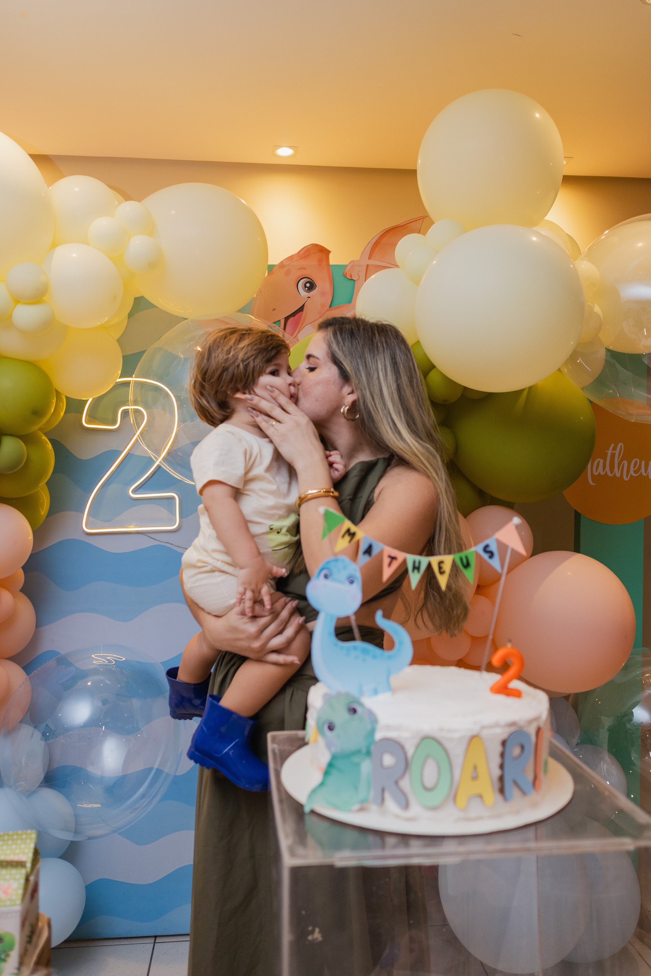 Matheus — 2 Anos. Fotos e filme de partos & famílias