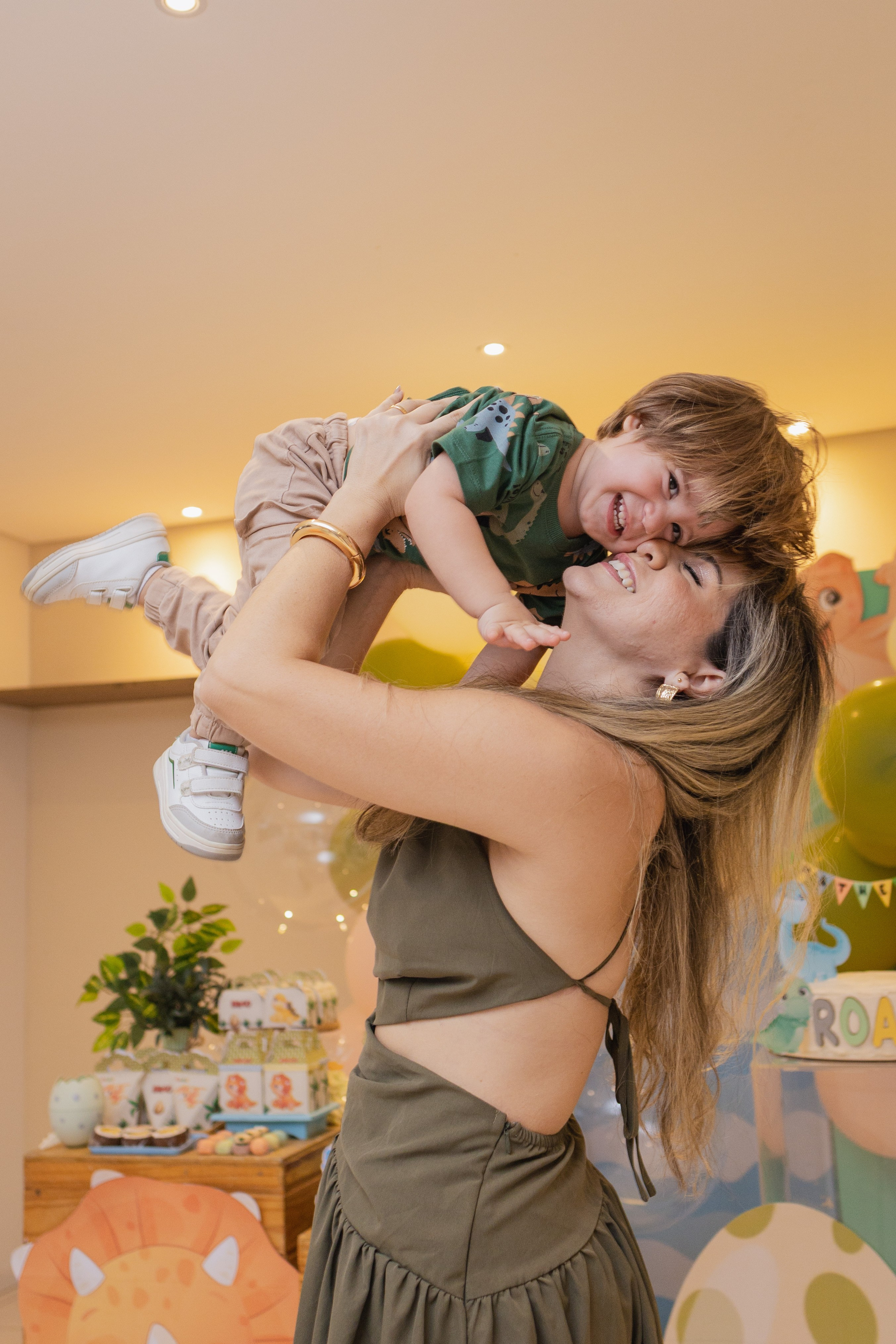 Matheus — 2 Anos. Fotos e filme de partos & famílias