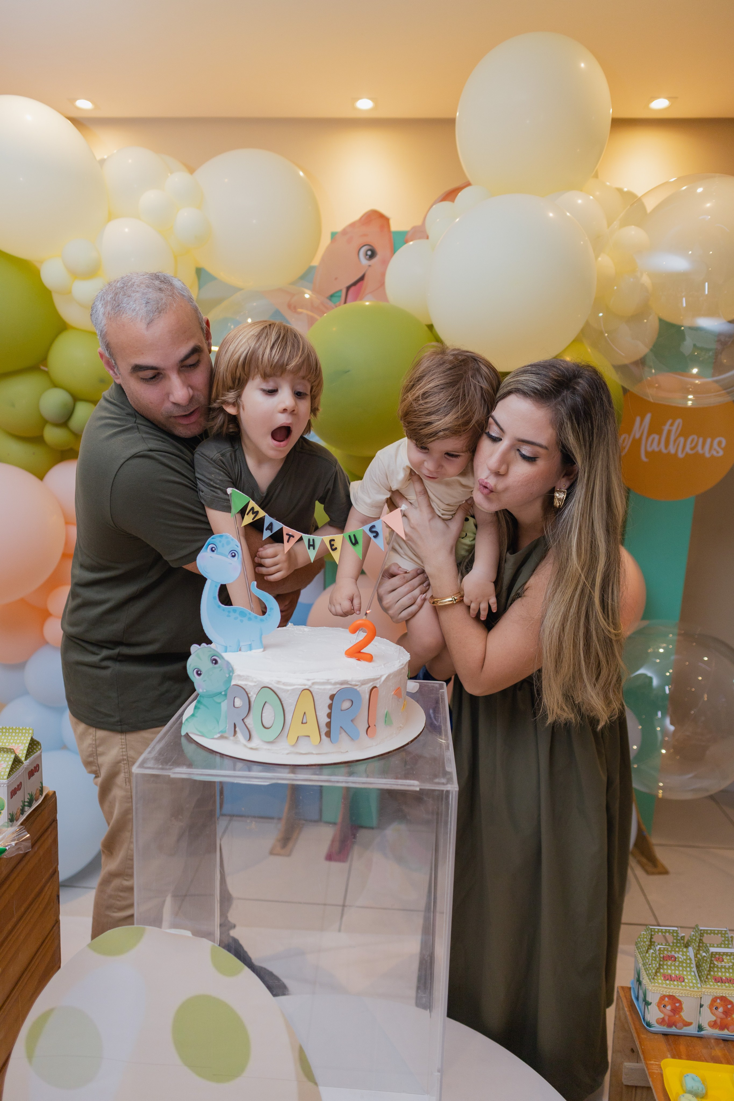 Matheus — 2 Anos. Fotos e filme de partos & famílias
