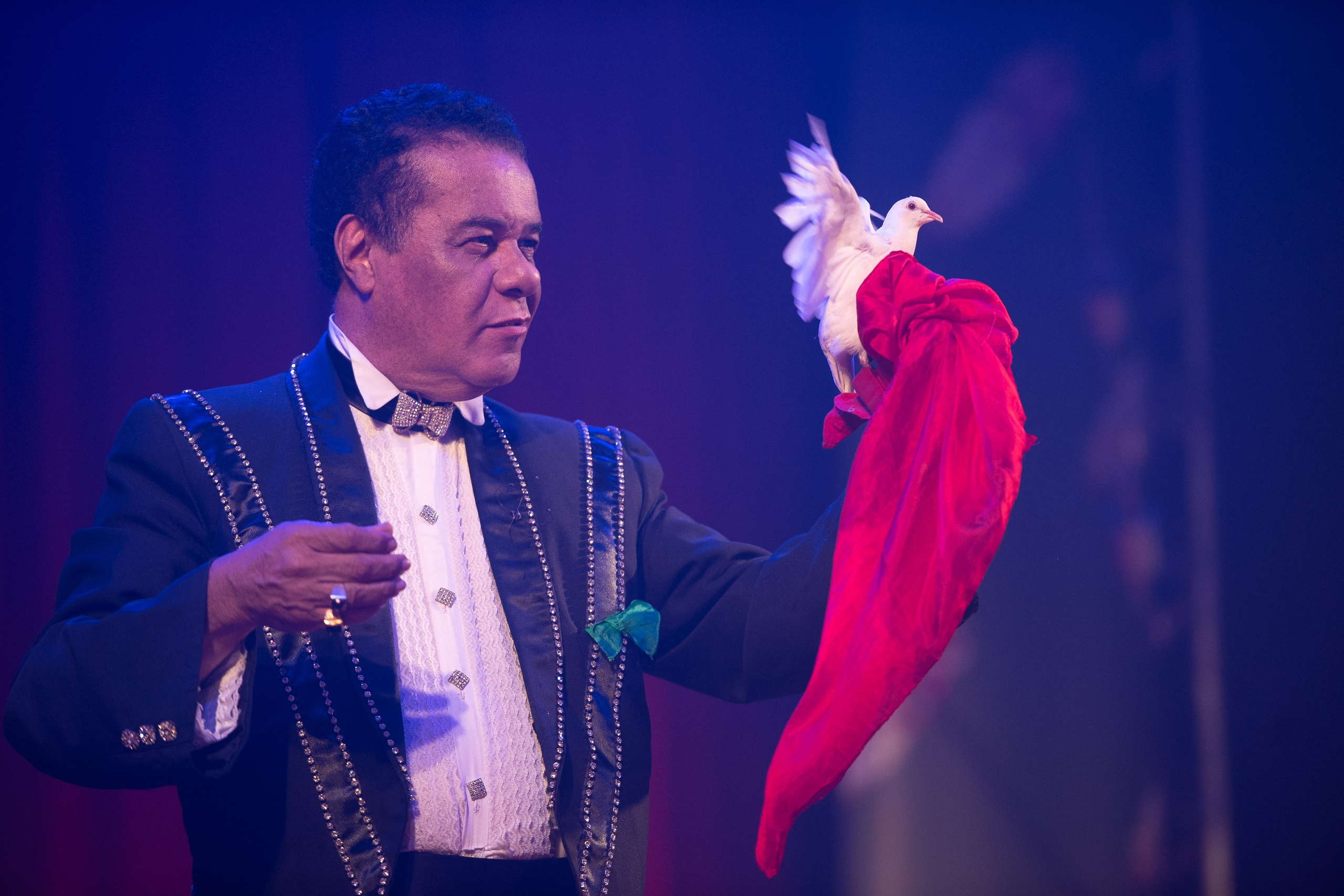 CIRCUS. ©2026 Adriano Escanhuela Photography