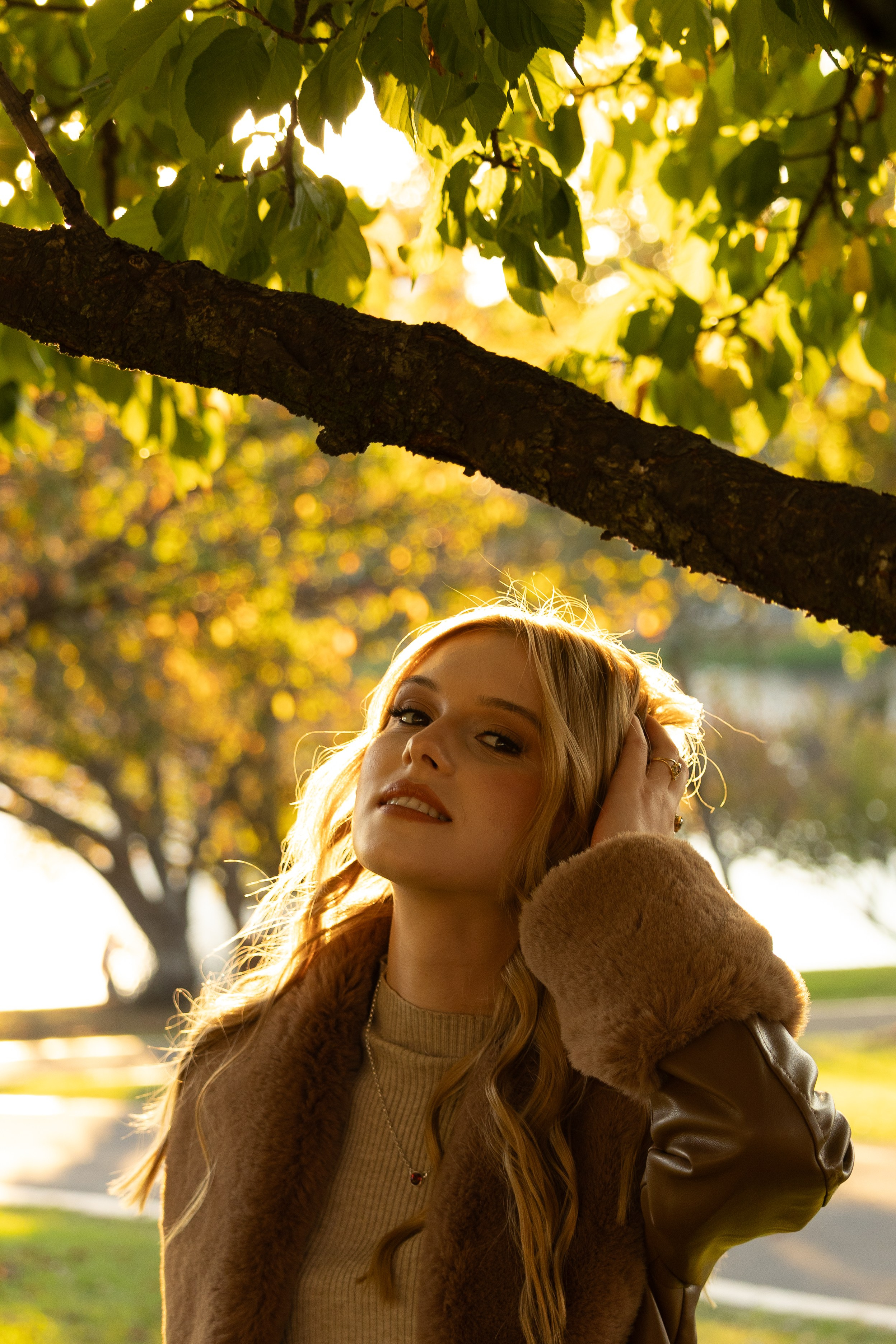 Ensaio Feminino (Sabrina). Lumiere Filmes e Fotos
