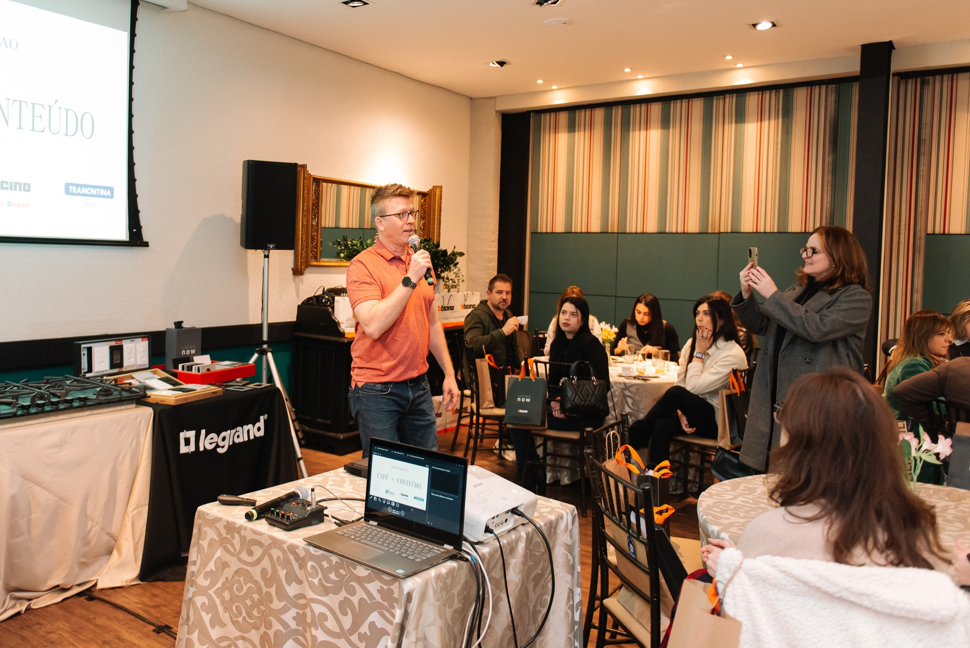 Fotografia de Eventos Corporativos em São Paulo. Fotografia corporativa profissional em São Paulo. Eventos corporativos, retratos empresariais e imagens institucionais para empresas