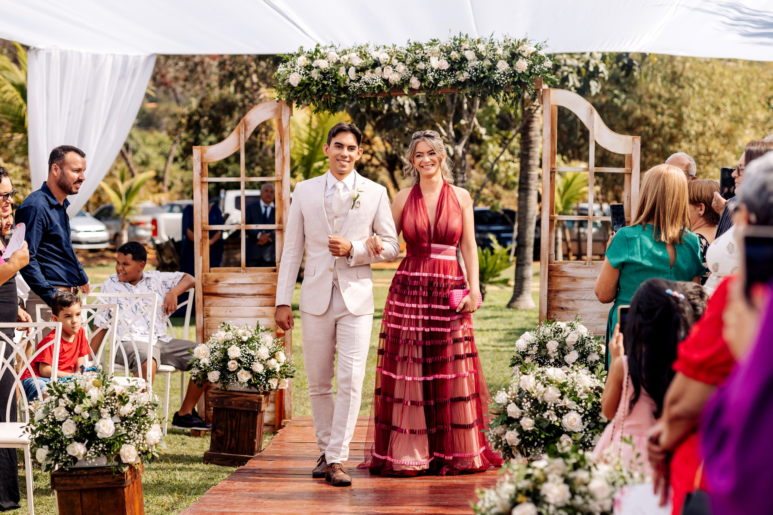 Kênia e Gabriel. Fotografia de casamento, Gestante e 15 anos| Montes Claros/MG