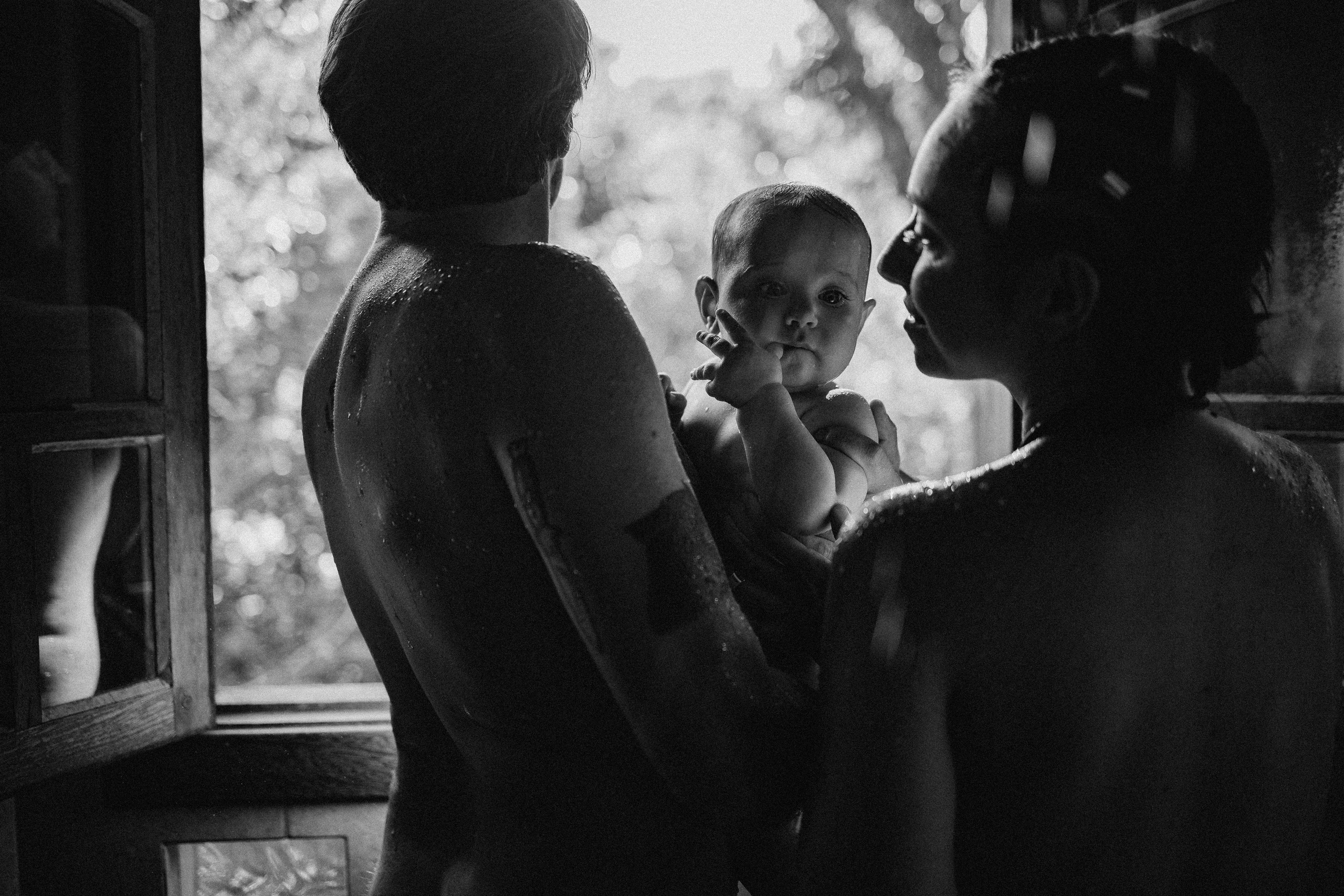 Nastya Dima Gabriela. Fotografa documental de familia e nascimento em Florianópolis SC Daria Ermolaev