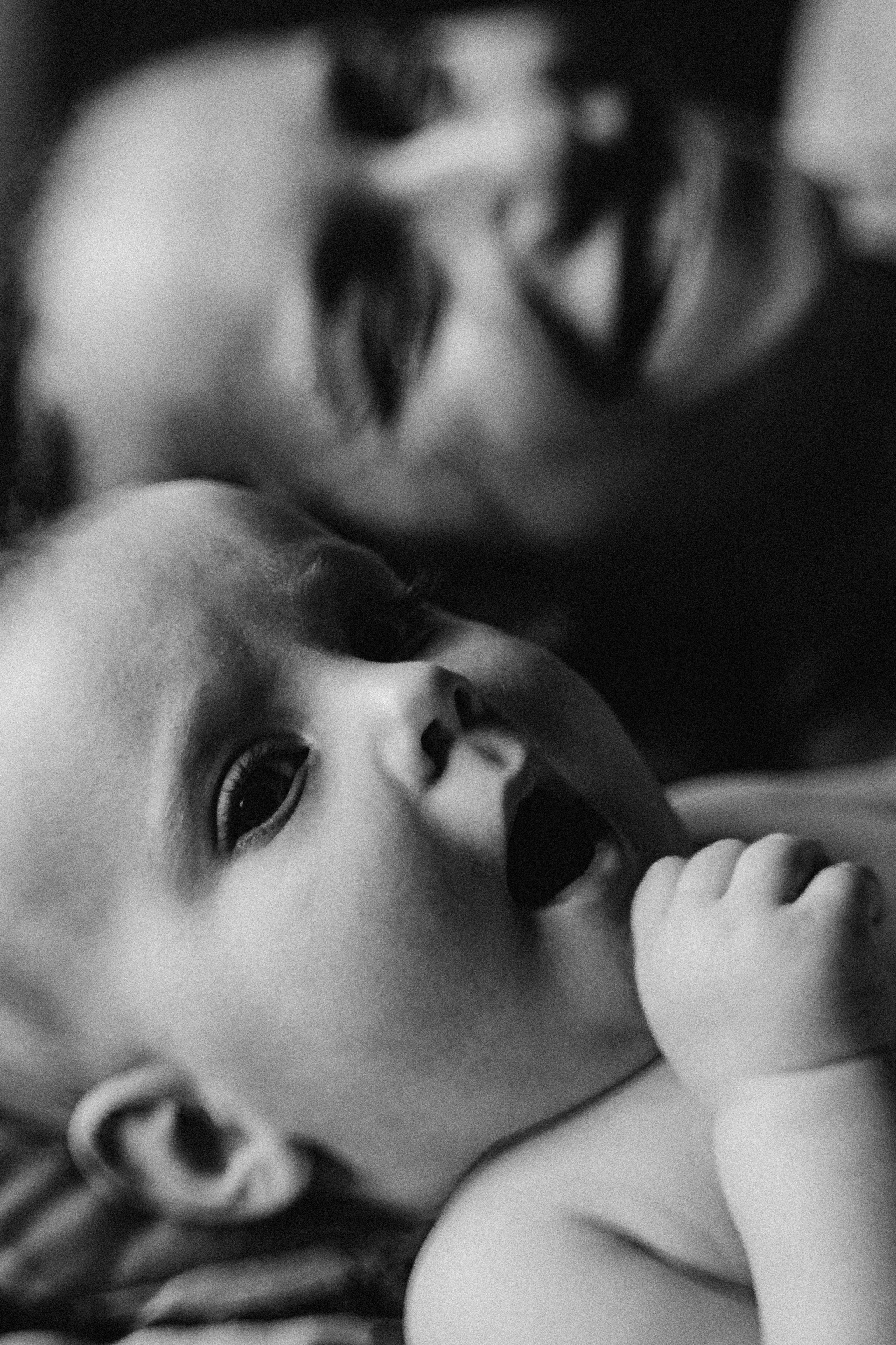 Nastya Dima Gabriela. Fotografa documental de familia e nascimento em Florianópolis SC Daria Ermolaev