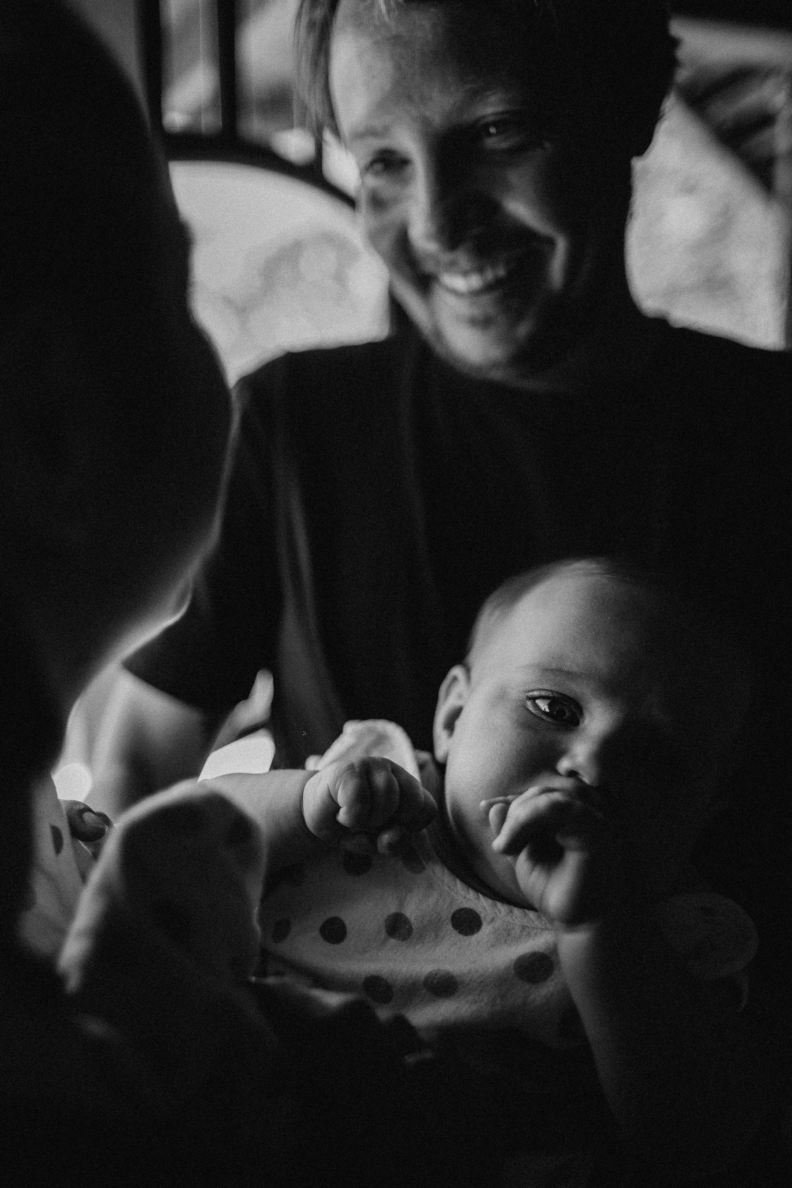 Nastya Dima Gabriela. Fotografa documental de familia e nascimento em Florianópolis SC Daria Ermolaev