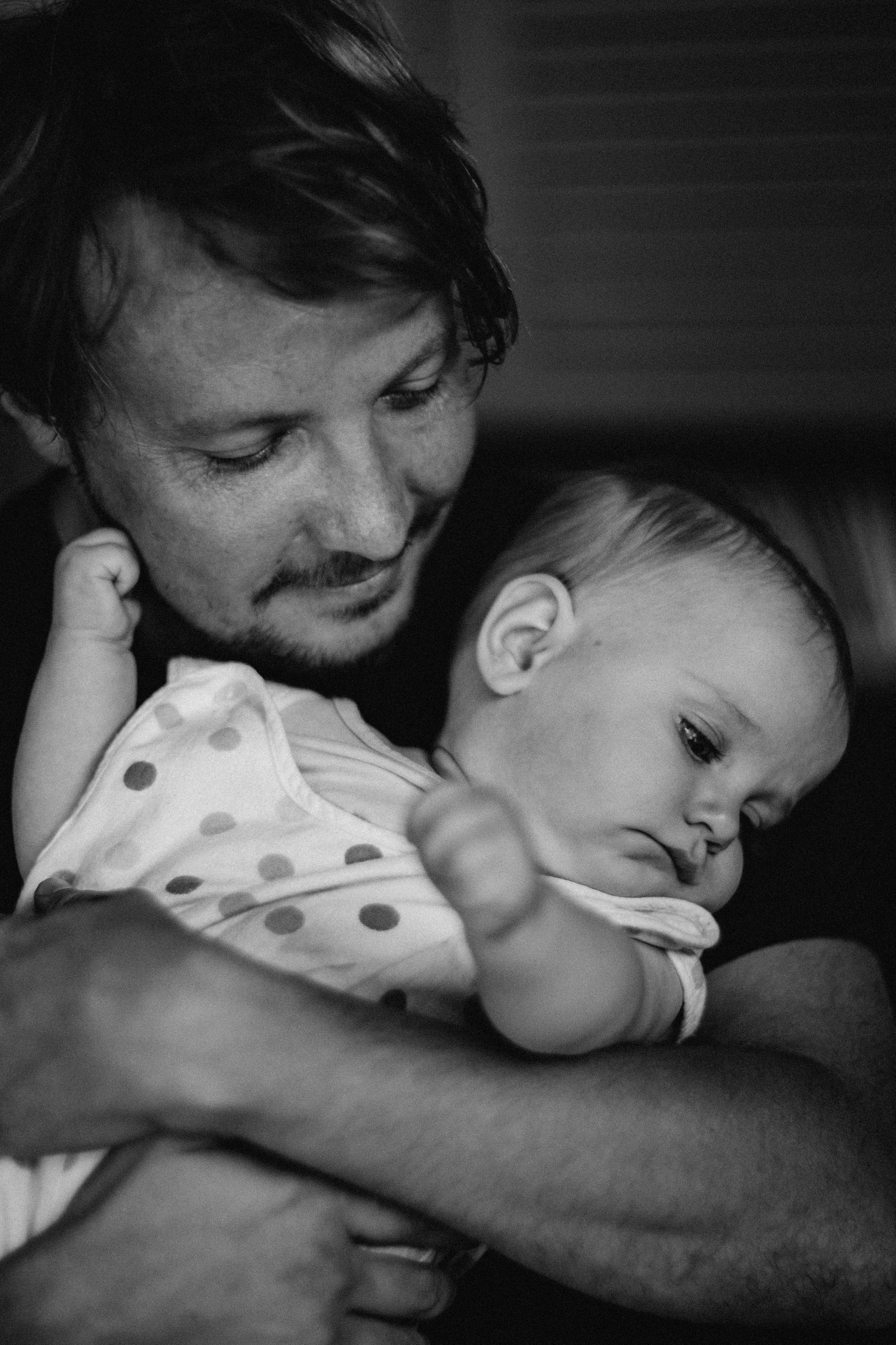 Nastya Dima Gabriela. Fotografa documental de familia e nascimento em Florianópolis SC Daria Ermolaev