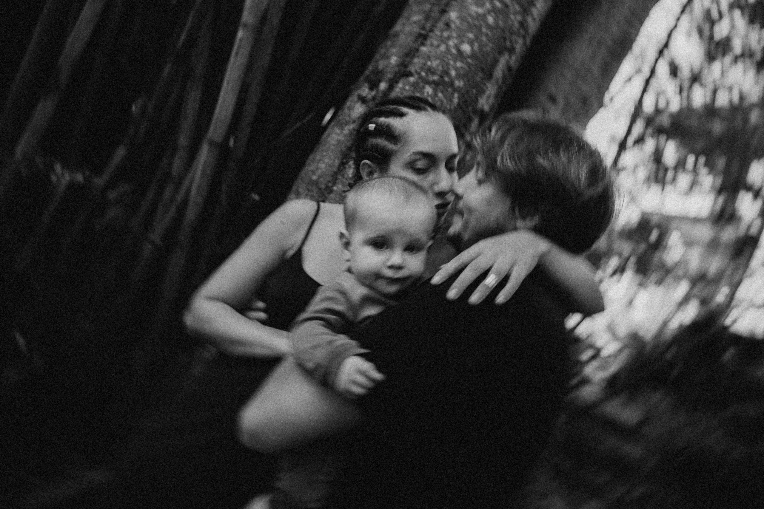 Nastya Dima Gabriela. Fotografa documental de familia e nascimento em Florianópolis SC Daria Ermolaev