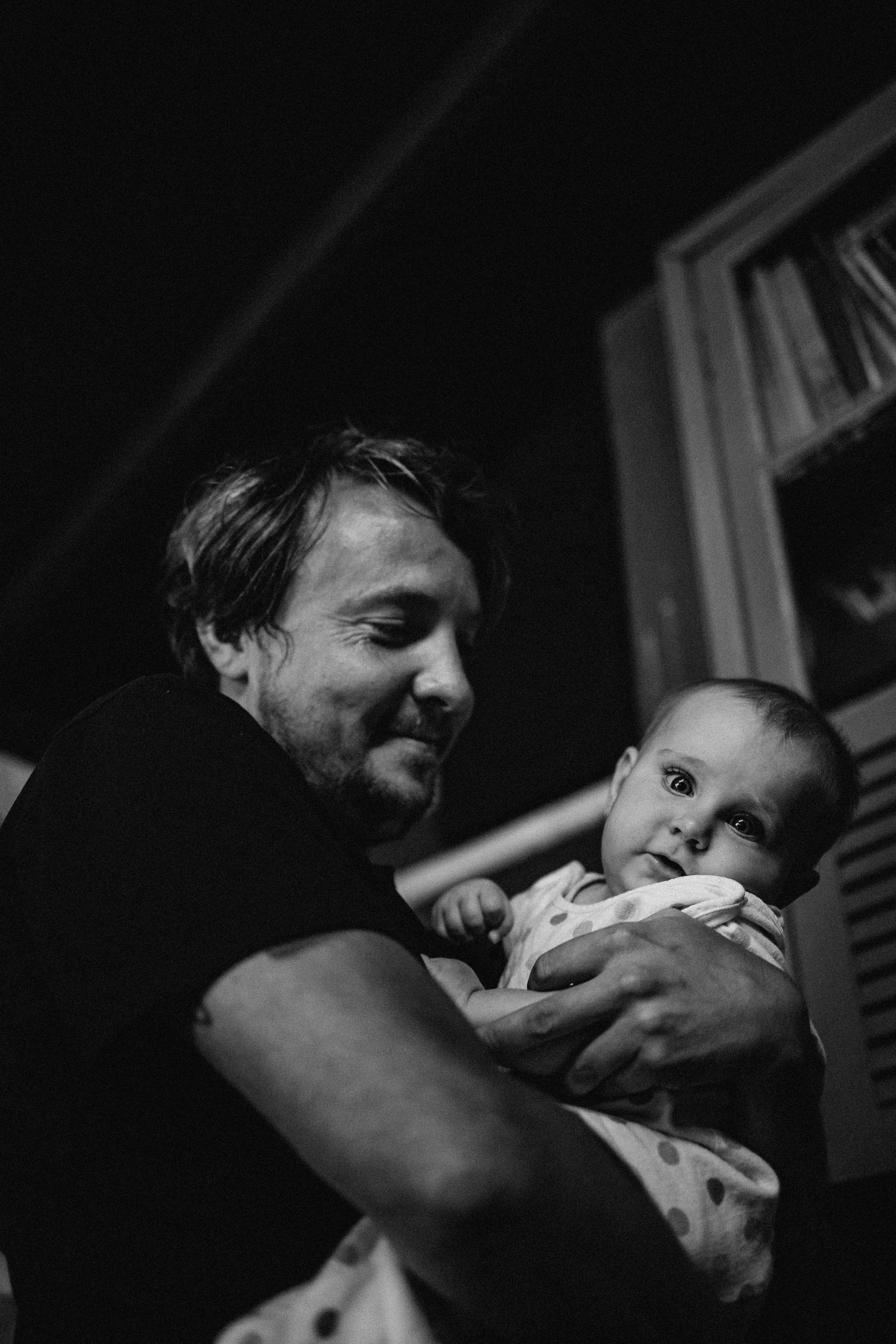 Nastya Dima Gabriela. Fotografa documental de familia e nascimento em Florianópolis SC Daria Ermolaev