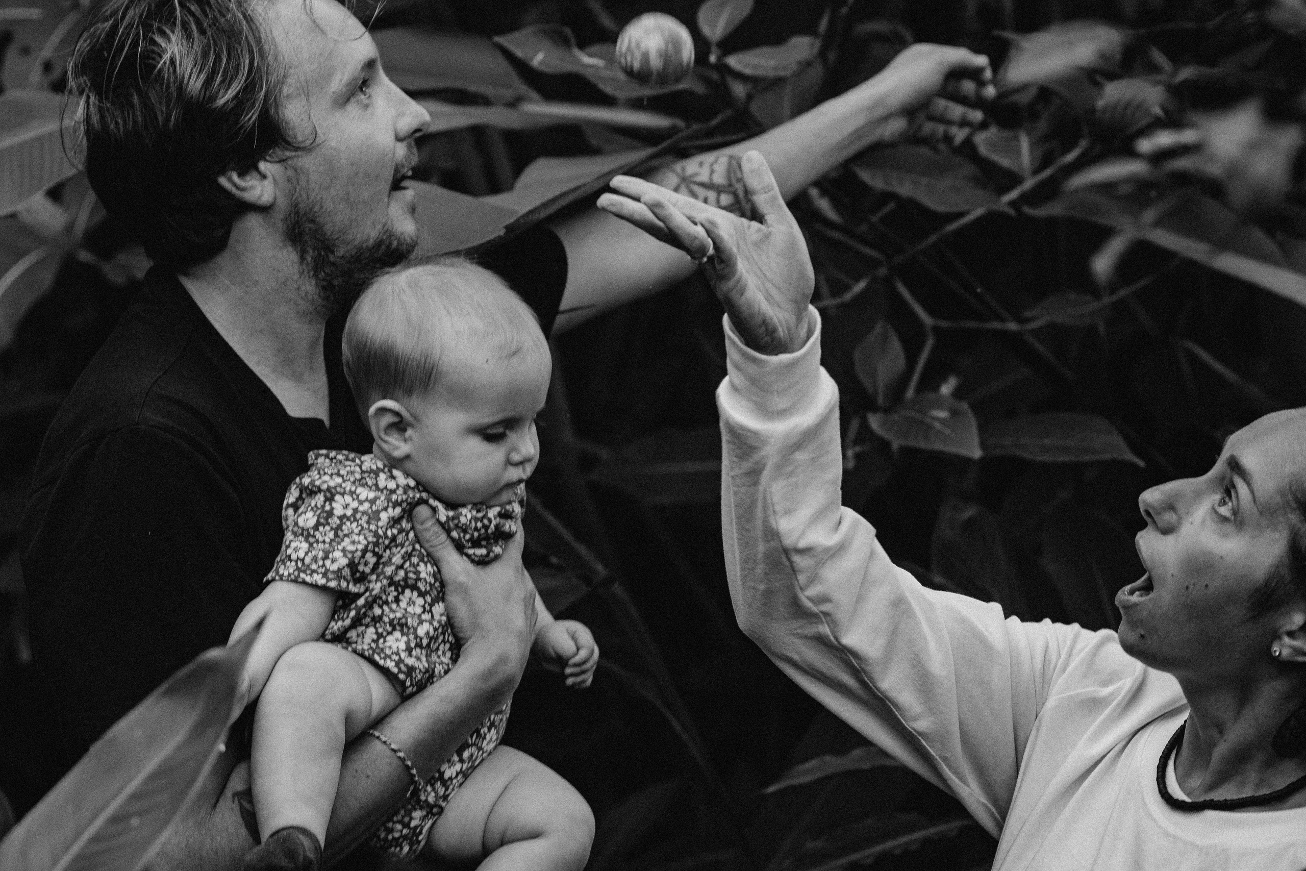 Nastya Dima Gabriela. Fotografa documental de familia e nascimento em Florianópolis SC Daria Ermolaev