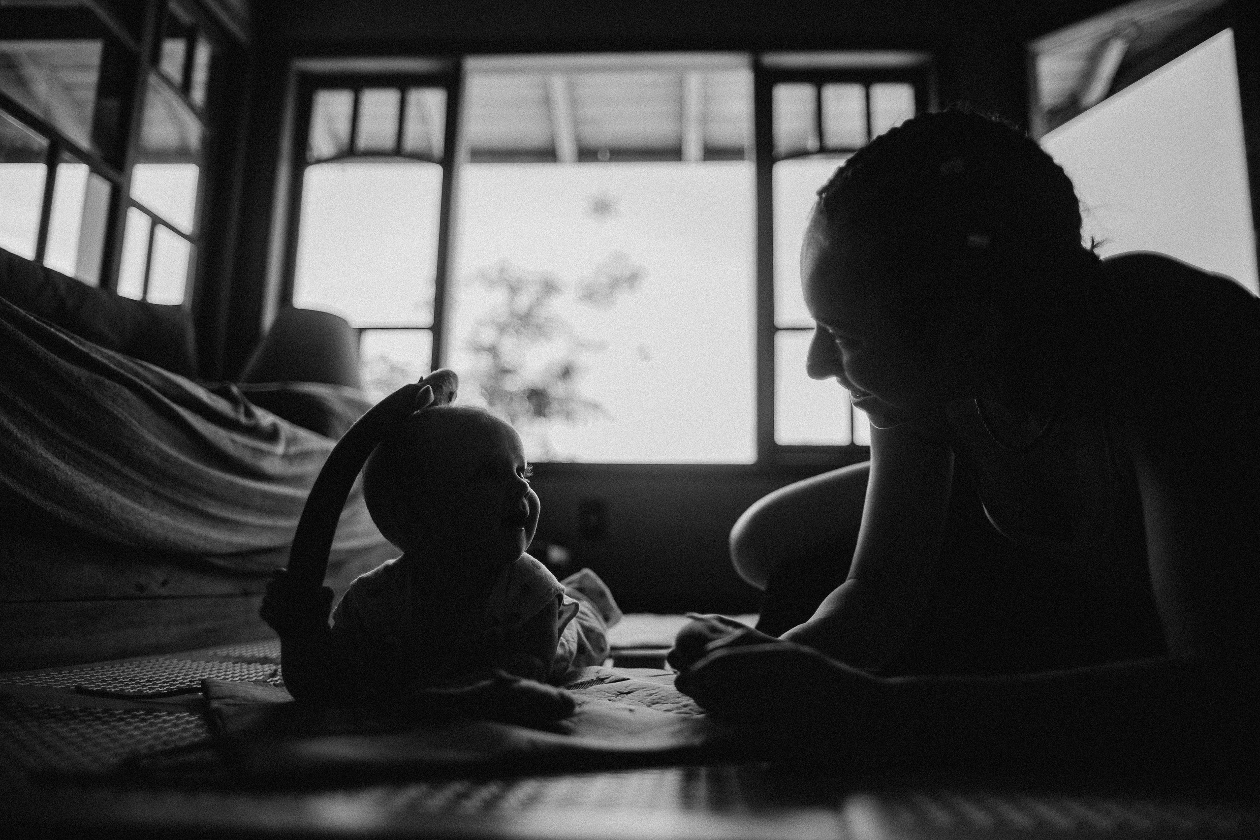 Nastya Dima Gabriela. Fotografa documental de familia e nascimento em Florianópolis SC Daria Ermolaev