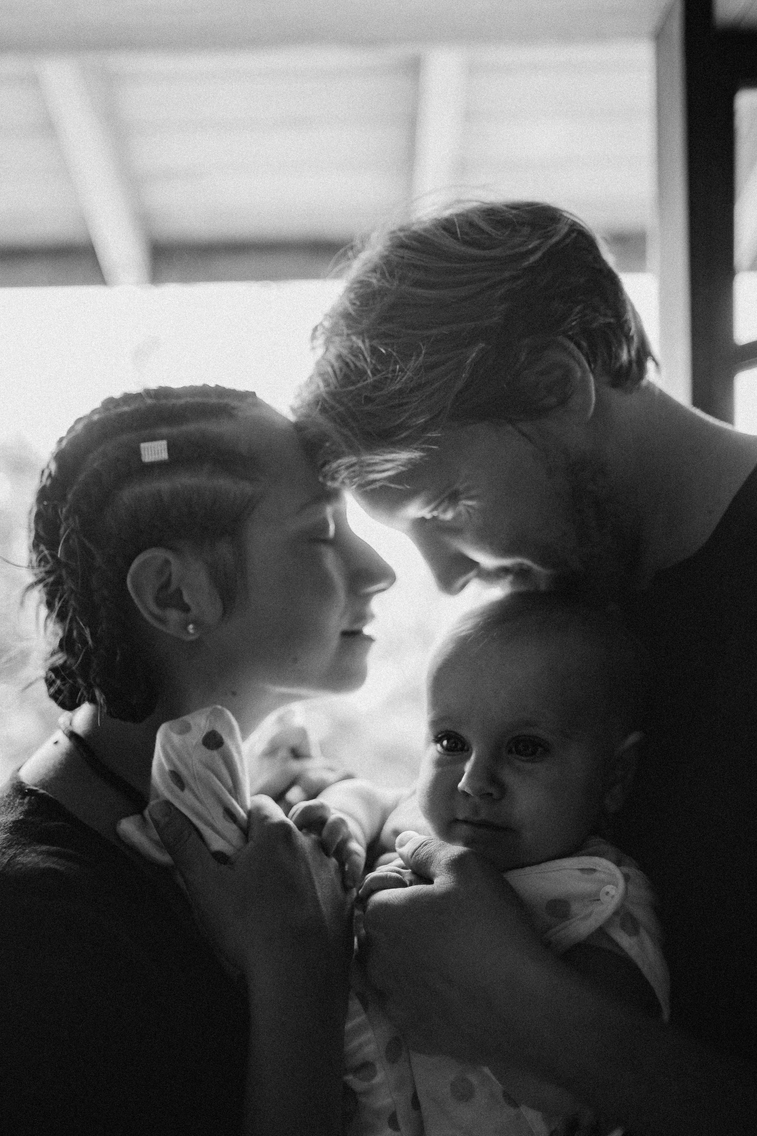 Nastya Dima Gabriela. Fotografa documental de familia e nascimento em Florianópolis SC Daria Ermolaev
