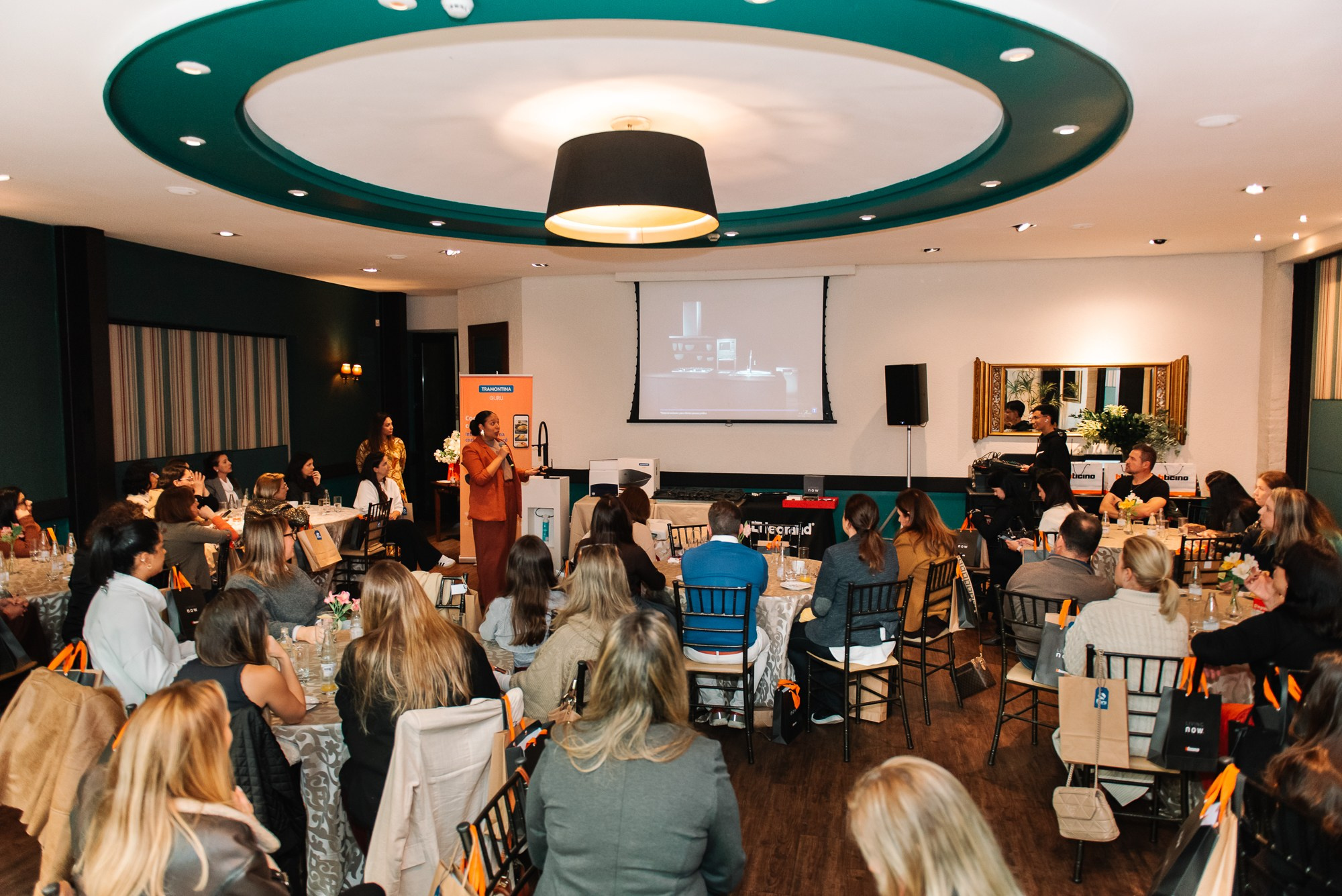 Fotografia de Eventos Corporativos em São Paulo. Fotografia corporativa profissional em São Paulo. Eventos corporativos, retratos empresariais e imagens institucionais para empresas
