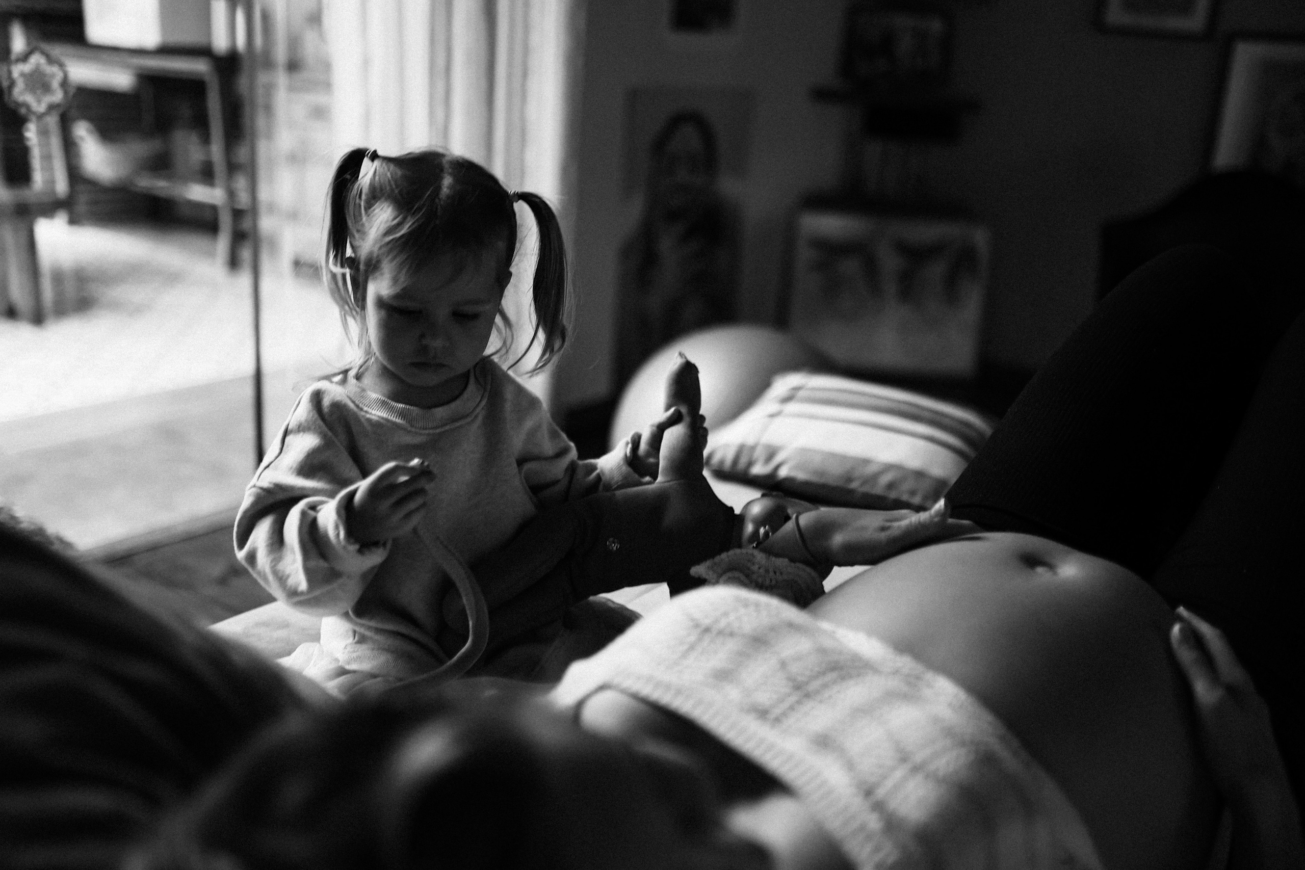 A espera da Iris parte 1. Fotografa documental de familia e nascimento em Florianópolis SC Daria Ermolaev