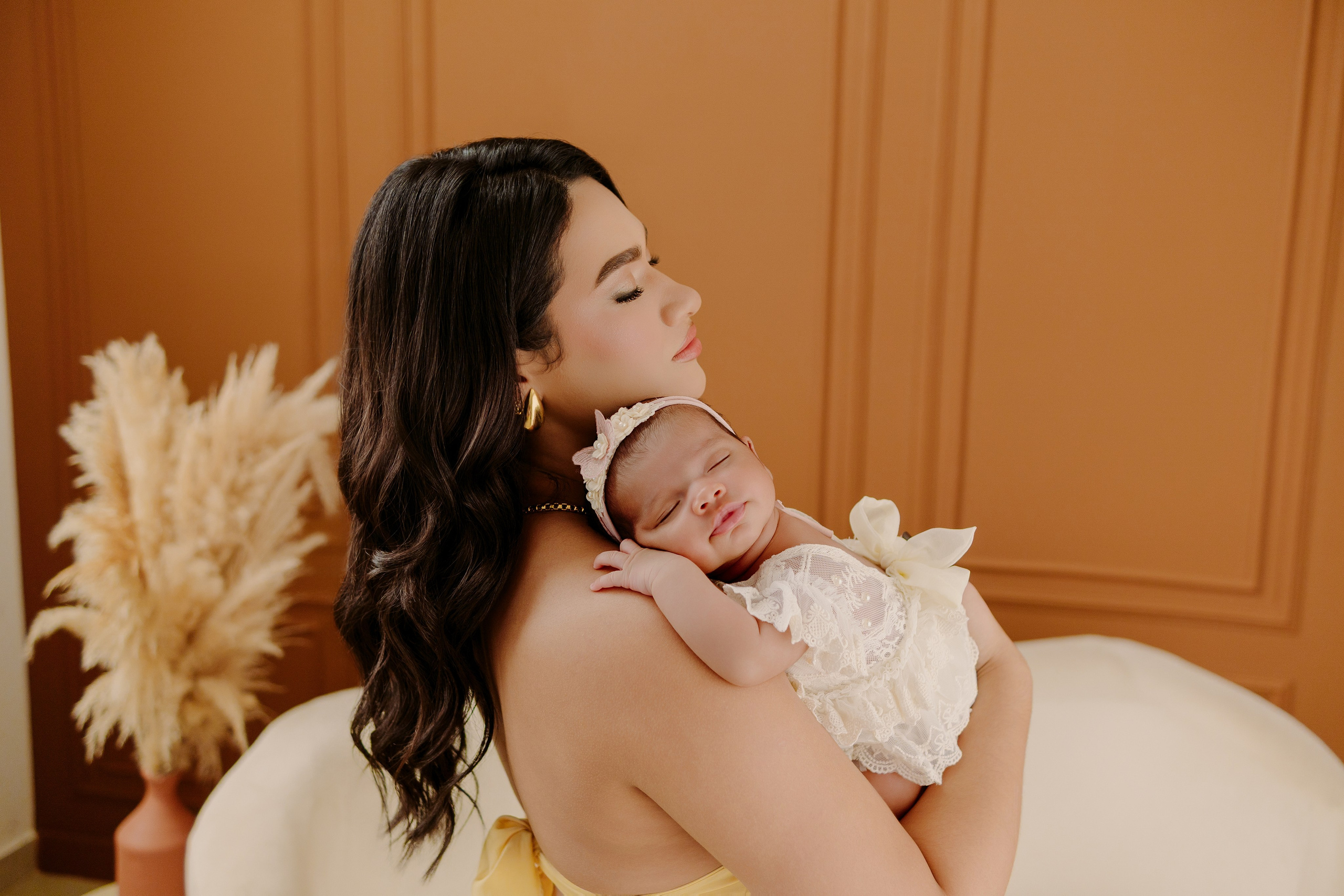 Fotografia Newborn em Vitória da Conquista | Estúdio Natani Fotografia. Estúdio Natani Fotografia
