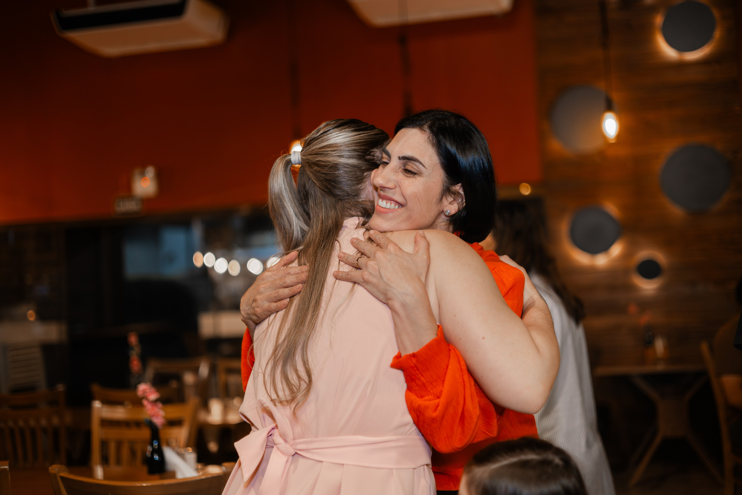 Lançamento de Livro Vivi Princival. Lumiere Filmes e Fotos