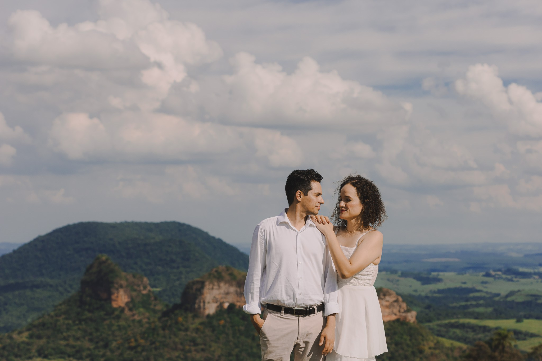 Ensaio Pré-Wedding Pedra do Índio. Casal Wedding — Fotografia para casamentos