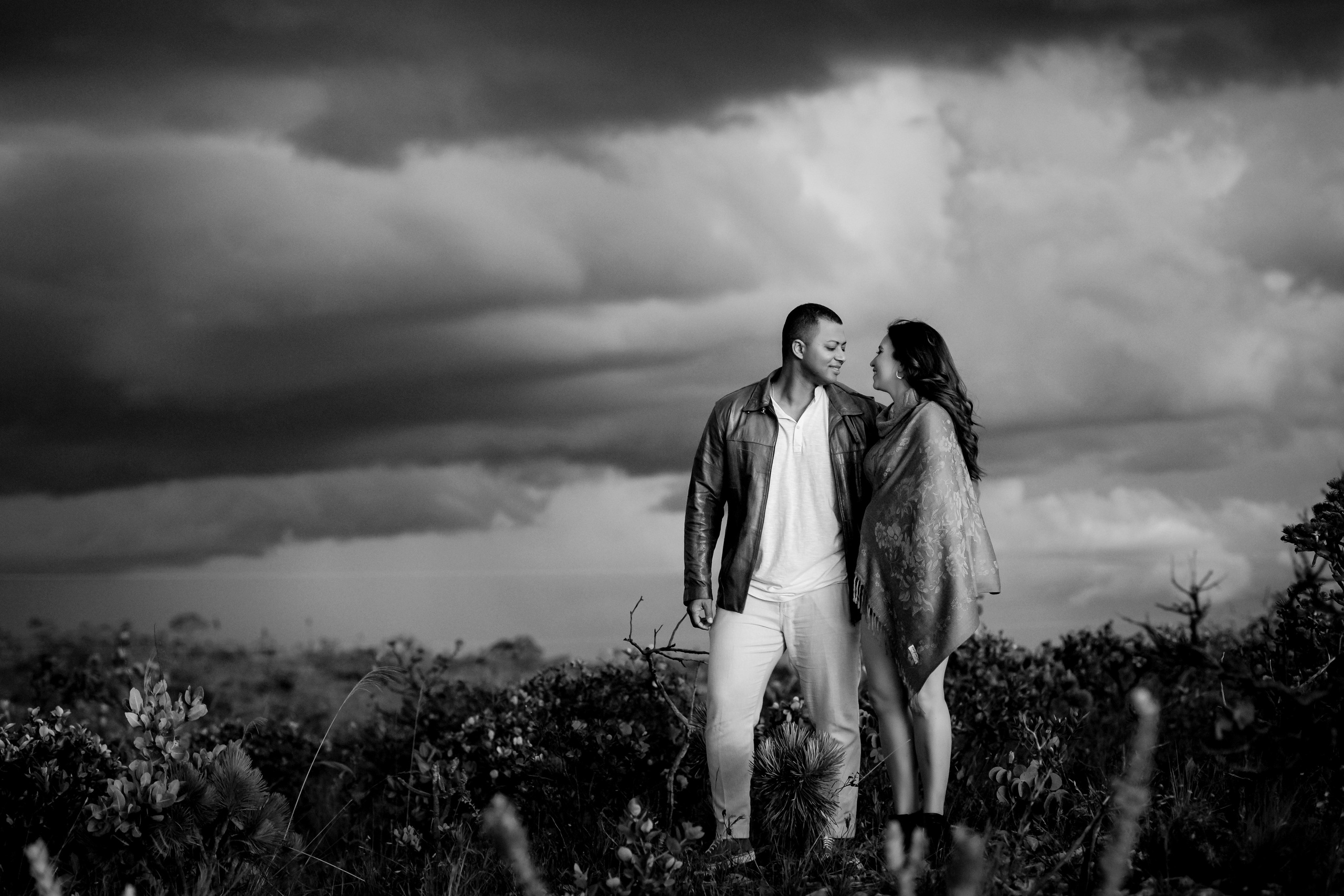 Francilene e Paulo. Fotografia de casamento, Gestante e 15 anos| Montes Claros/MG