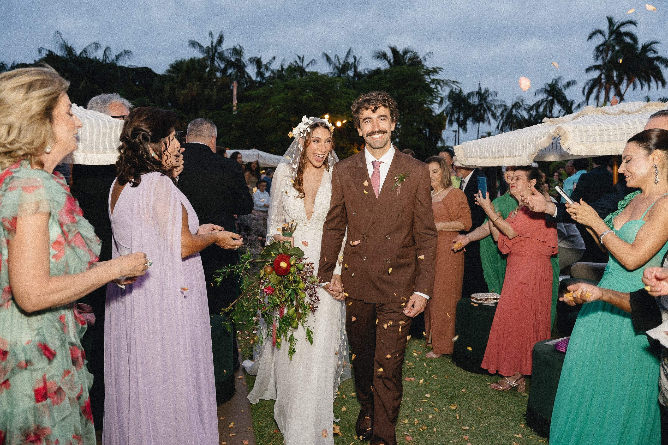 Casamento ao ar livre no pôr do sol em Mandaguari | Gabi e Afonso
