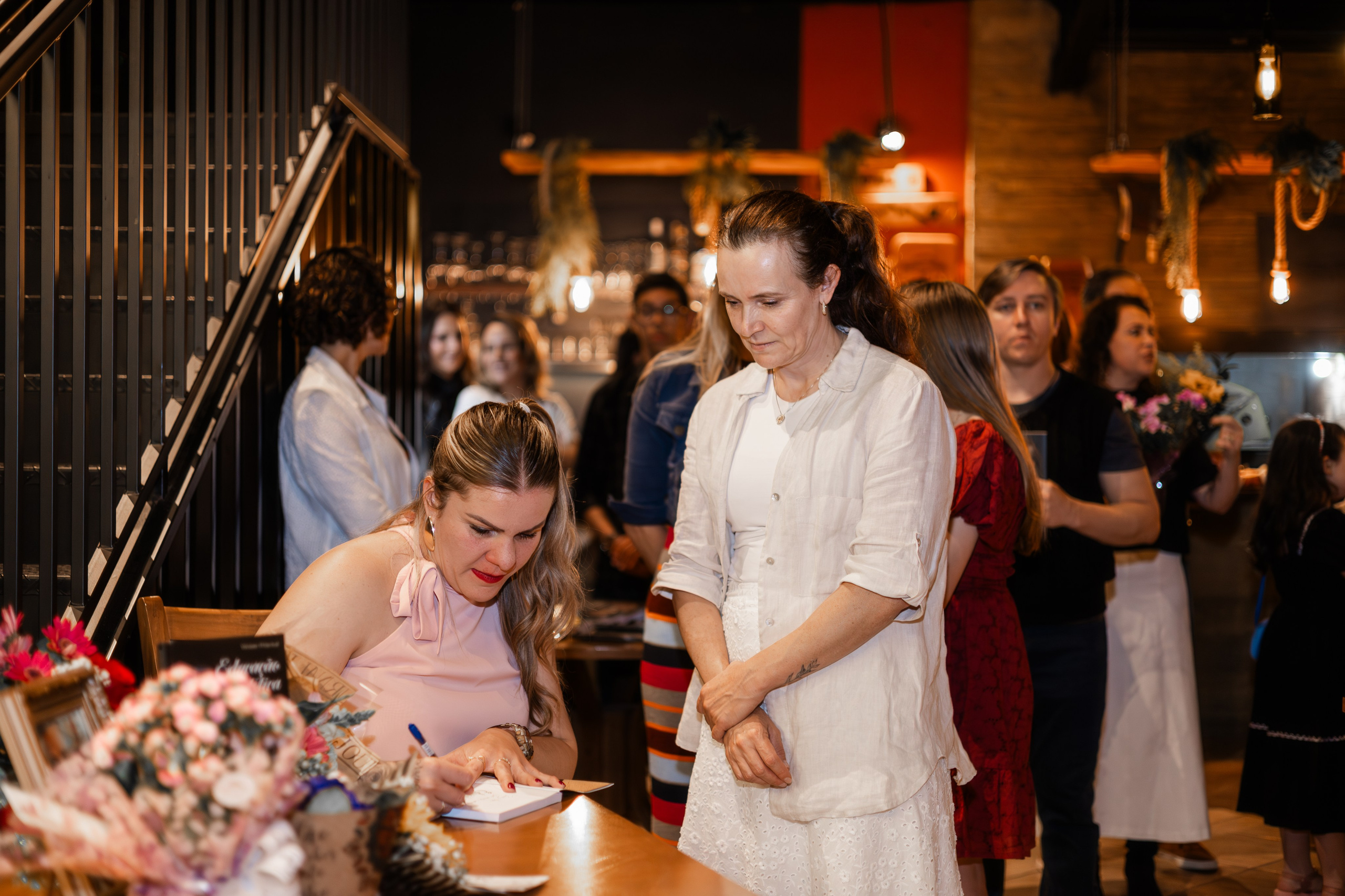 Lançamento de Livro Vivi Princival. Lumiere Filmes e Fotos