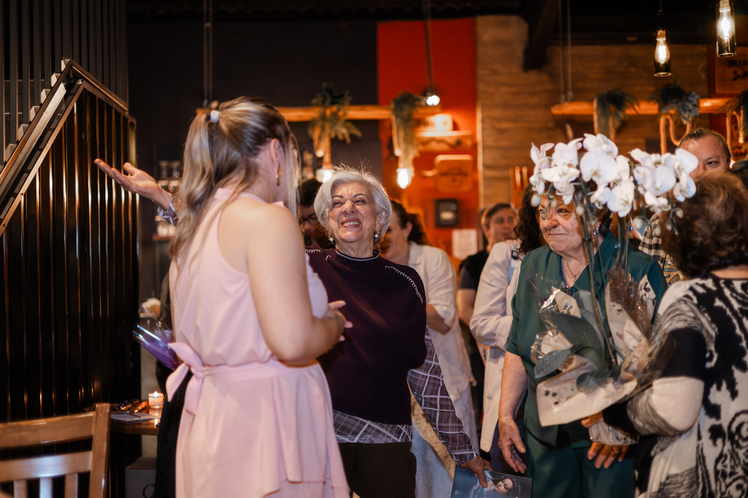 Lançamento de Livro Vivi Princival. Lumiere Filmes e Fotos