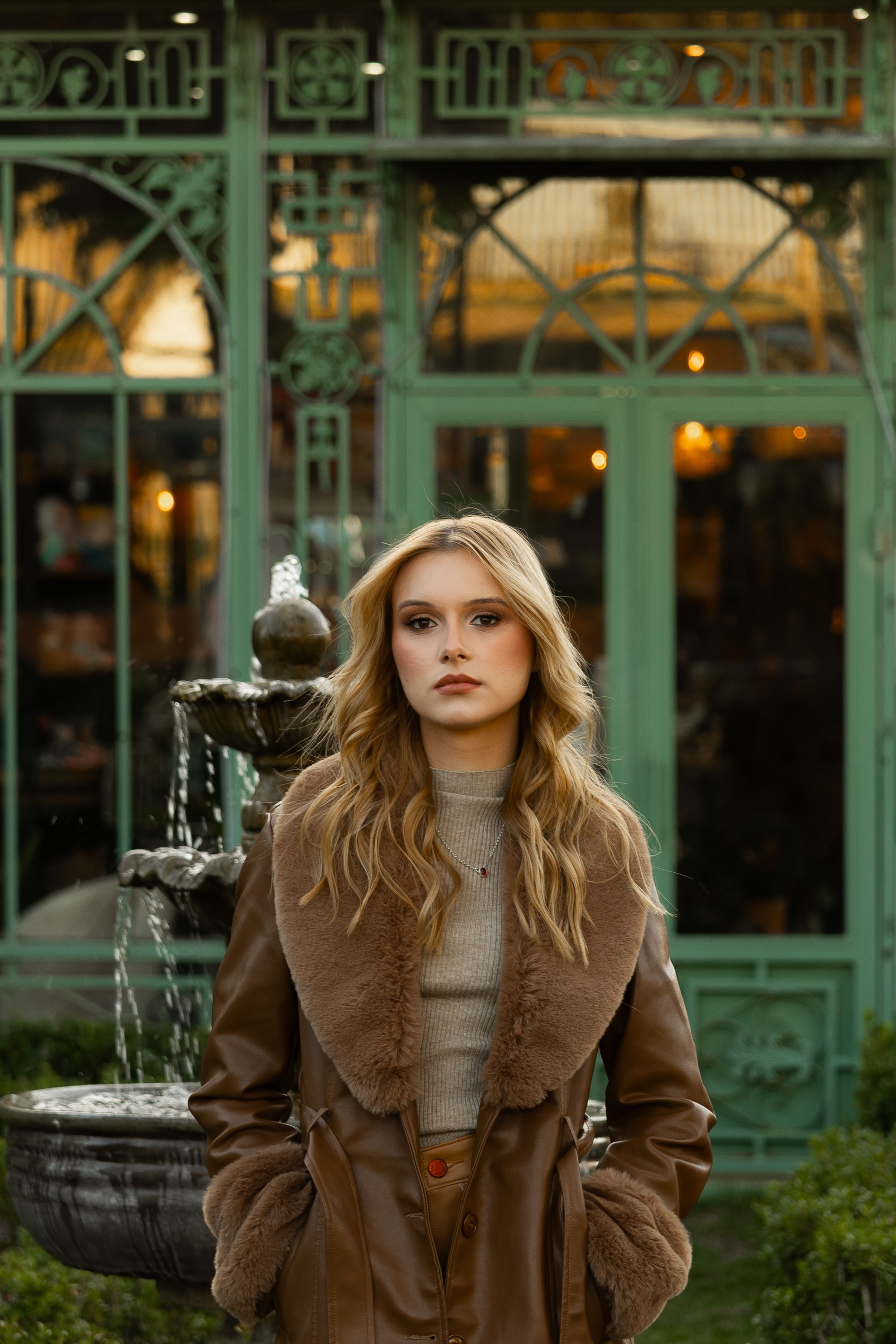 Ensaio Feminino (Sabrina). Lumiere Filmes e Fotos