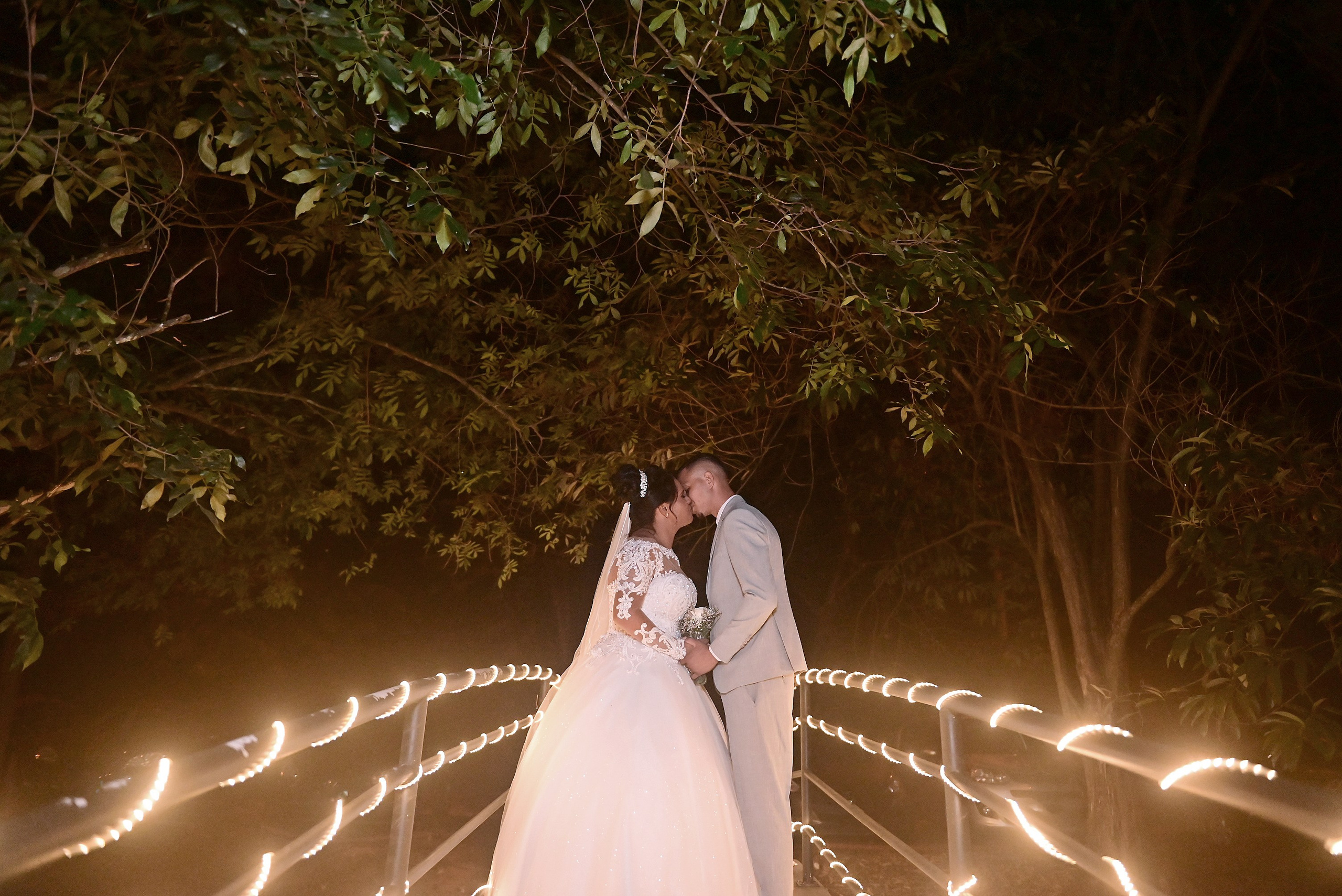 Luana & Rodrigo — Paróquia Nossa Senhora Medianeira de todas as Graças, Itapevi. Produtora Bride