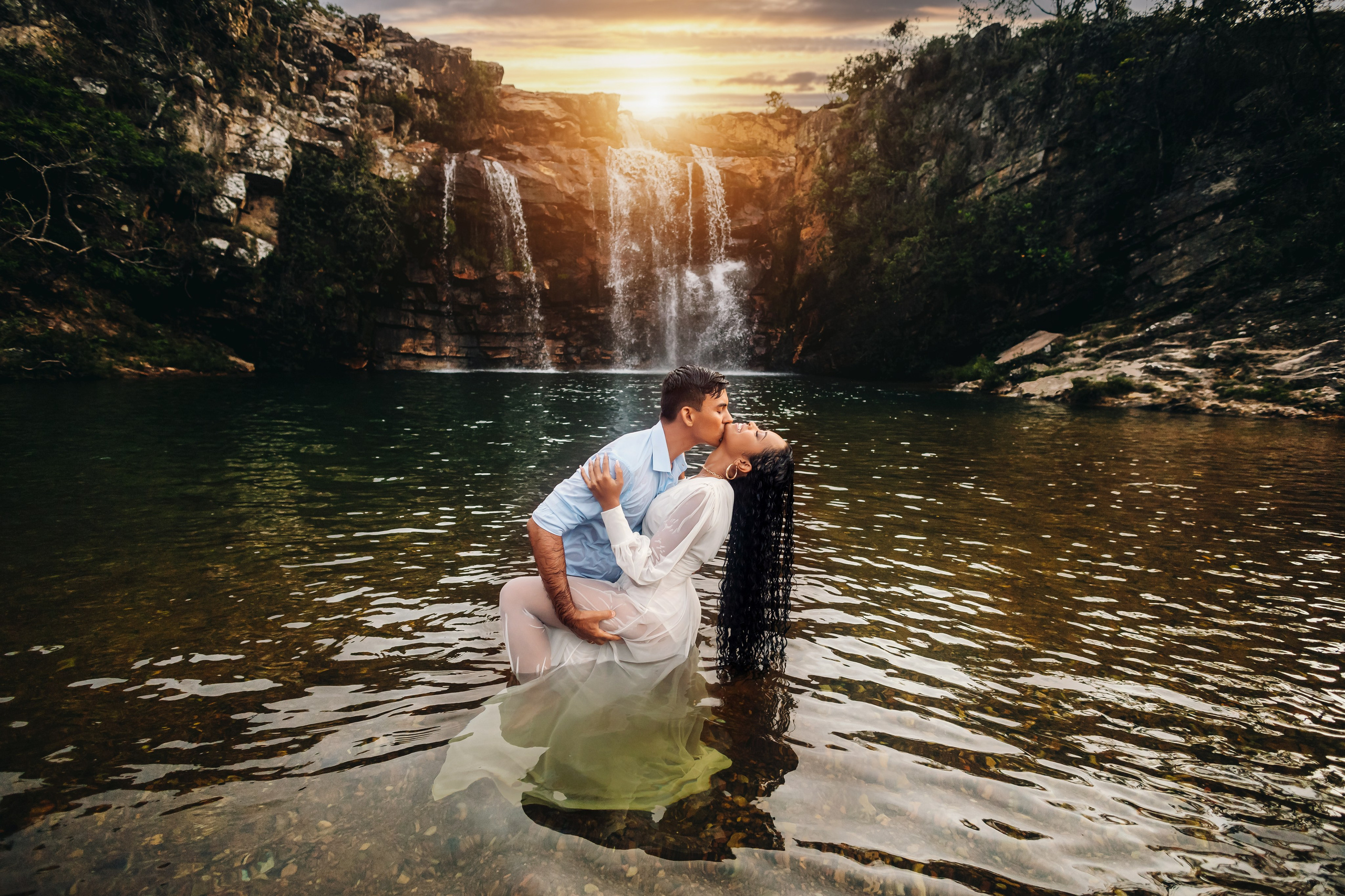 Kênia e Gabriel. Fotografia de casamento, Gestante e 15 anos| Montes Claros/MG