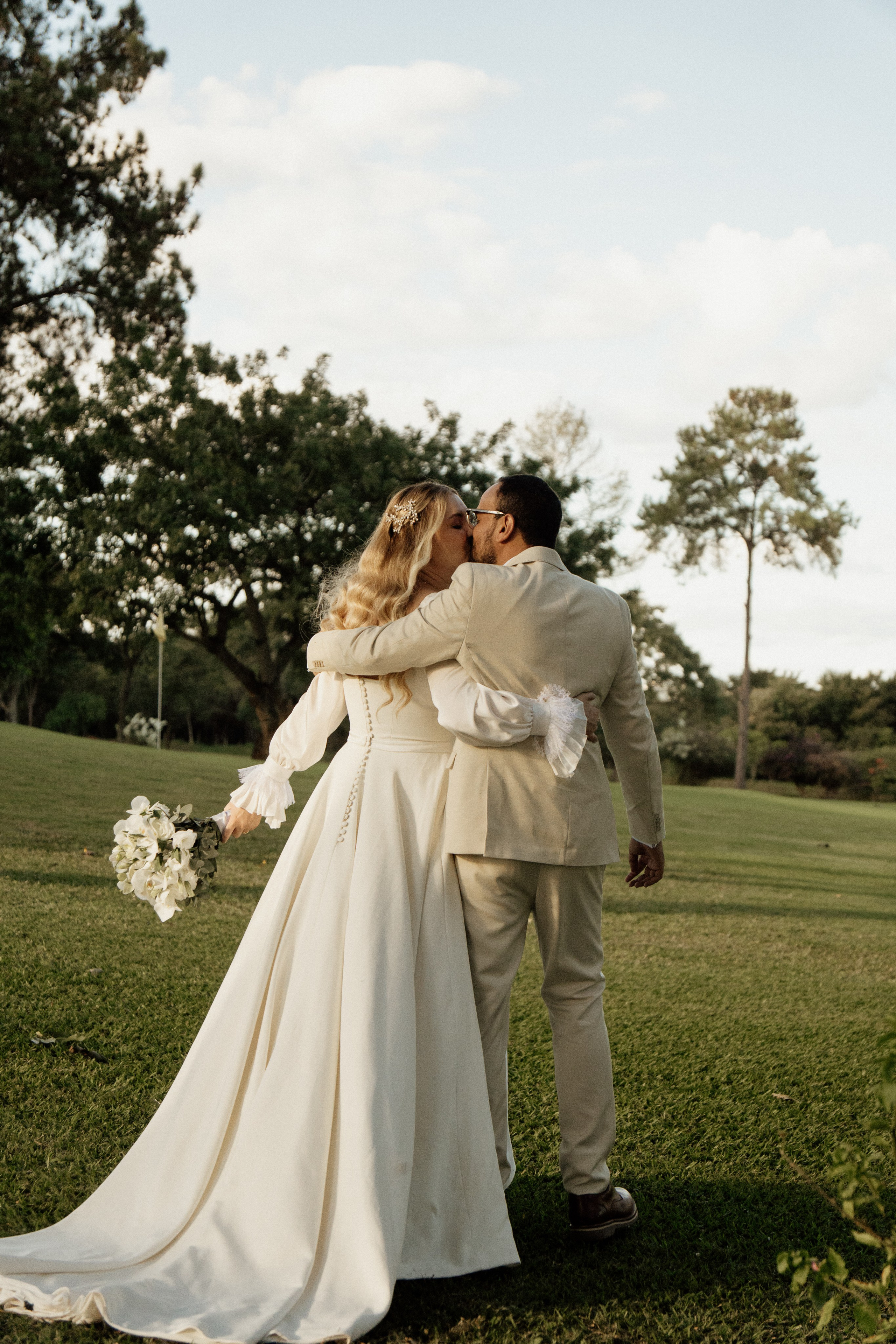 Lari & Luiz. Congiu Wedding