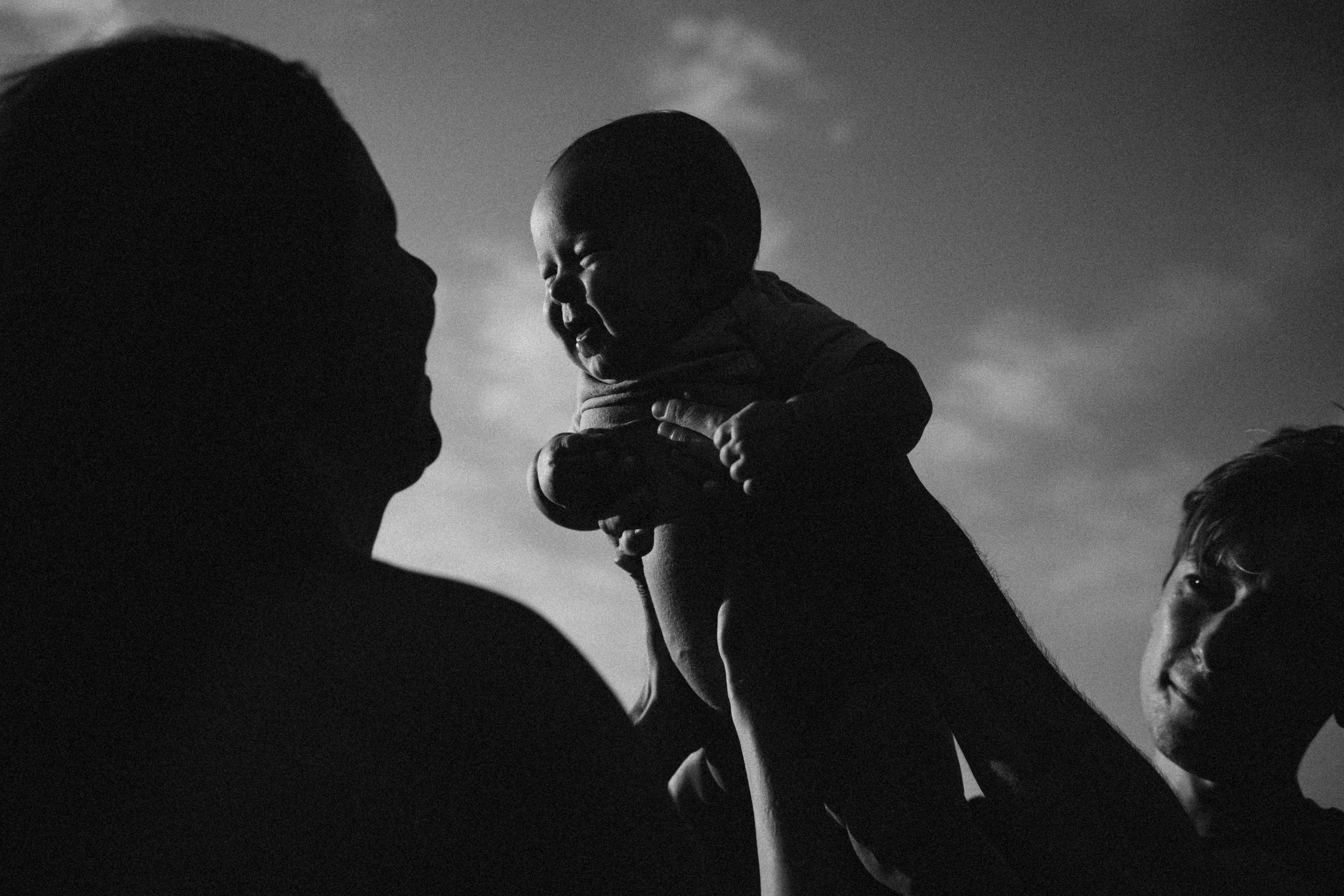The Story of Flora. Fotografa documental de familia e nascimento em Florianópolis SC Daria Ermolaev