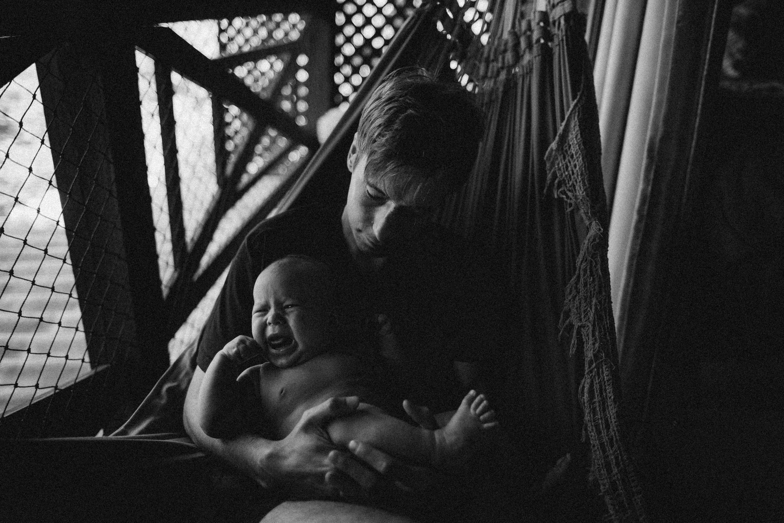 The Story of Flora. Fotografa documental de familia e nascimento em Florianópolis SC Daria Ermolaev