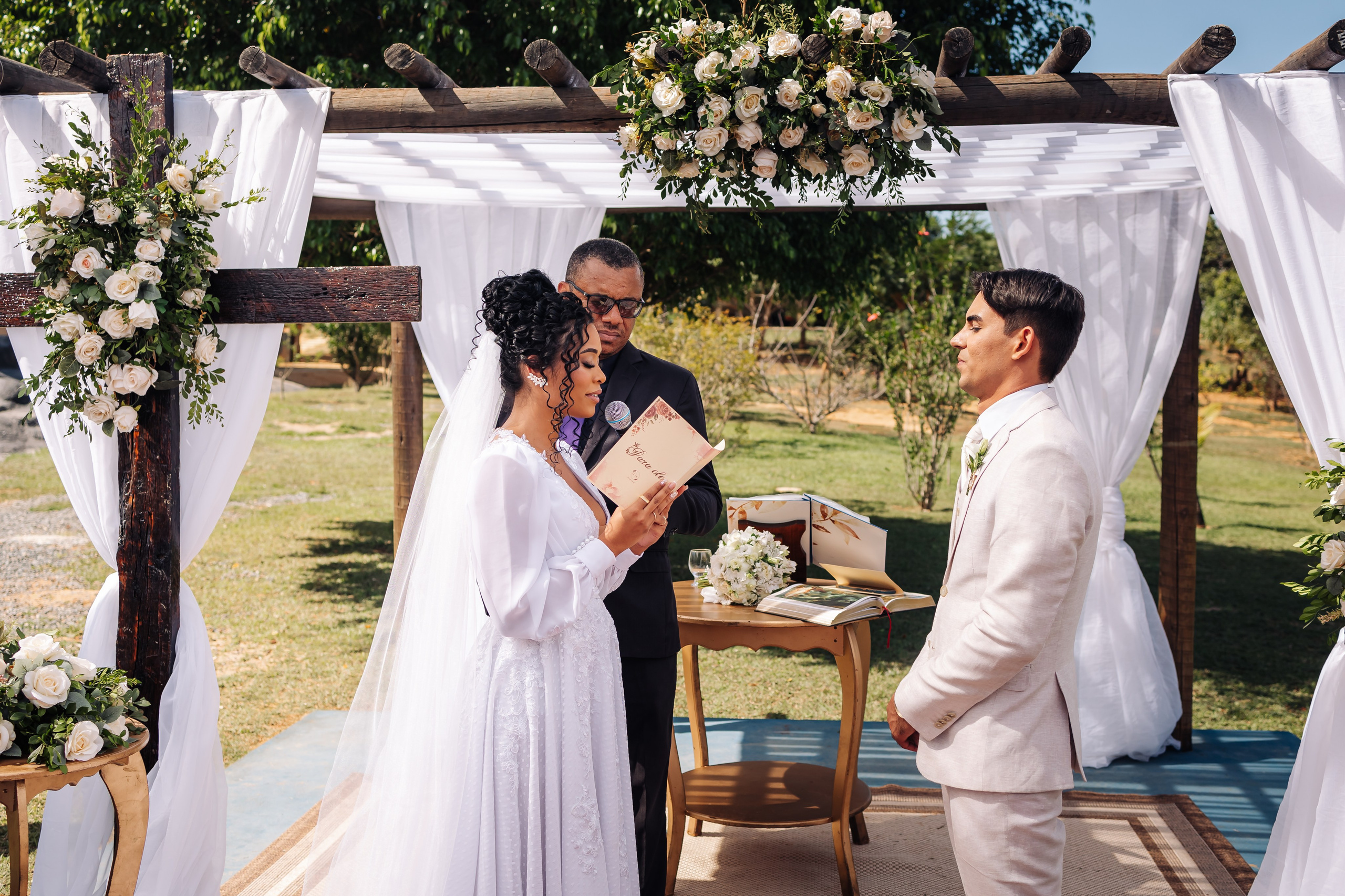 Kênia e Gabriel. Fotografia de casamento, Gestante e 15 anos| Montes Claros/MG
