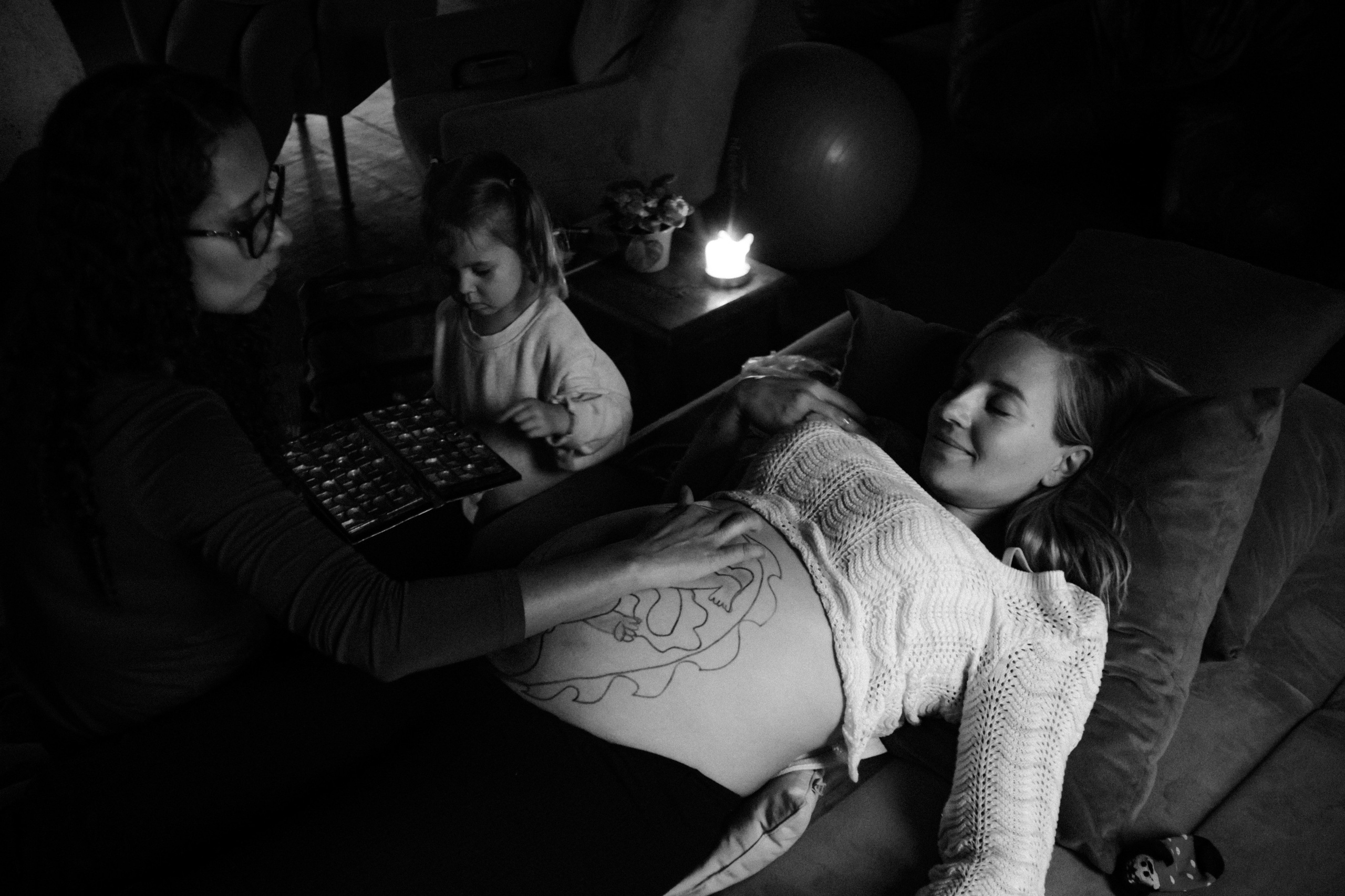 A espera da Iris parte 1. Fotografa documental de familia e nascimento em Florianópolis SC Daria Ermolaev