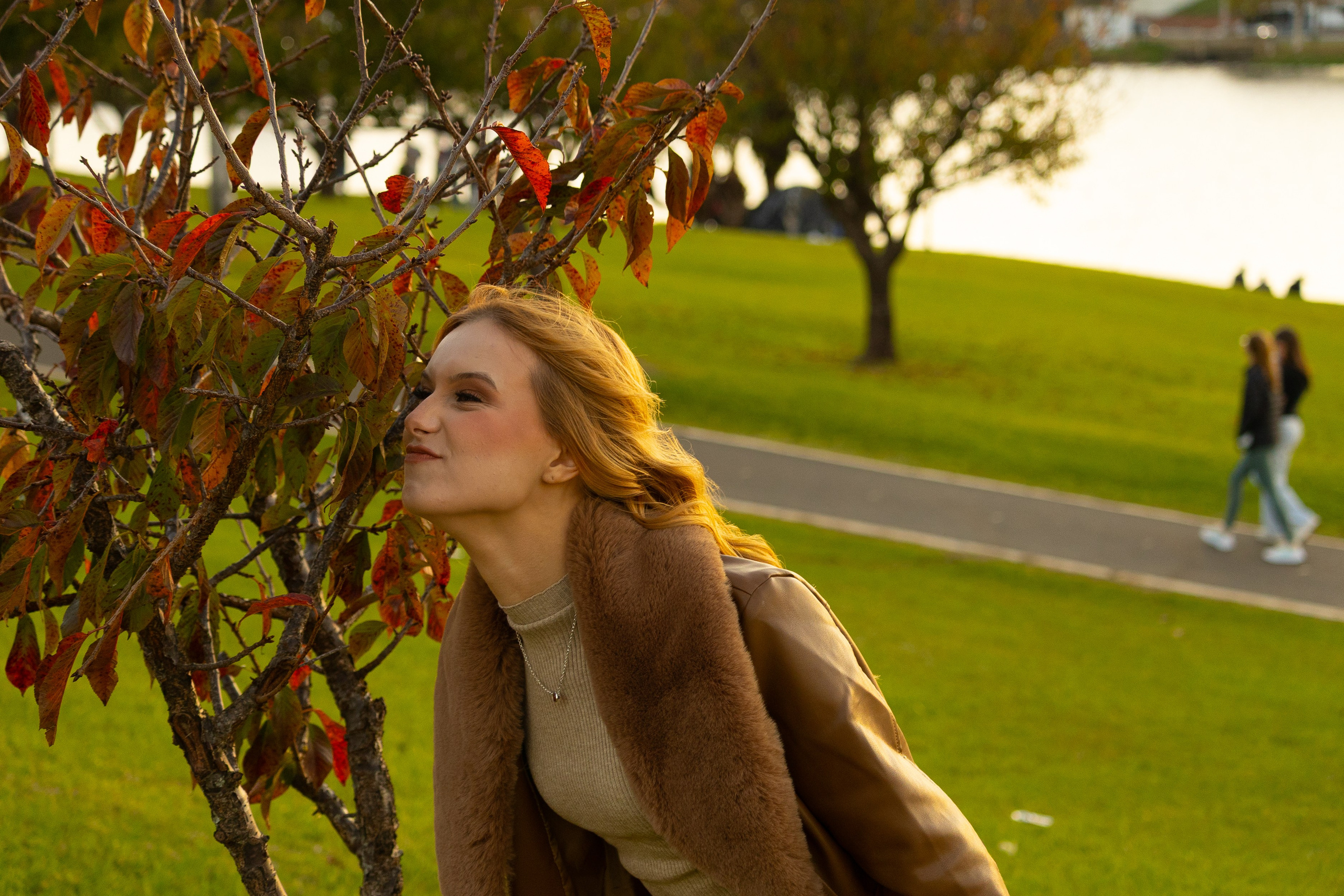Ensaio Feminino (Sabrina). Lumiere Filmes e Fotos