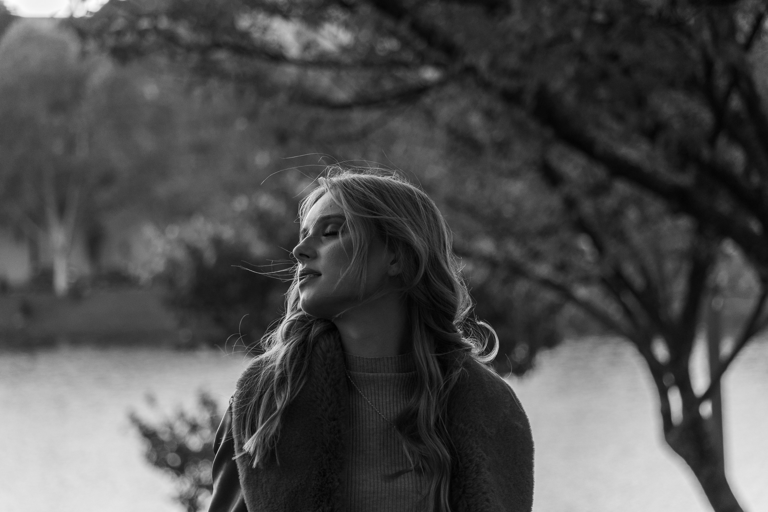 Ensaio Feminino (Sabrina). Lumiere Filmes e Fotos