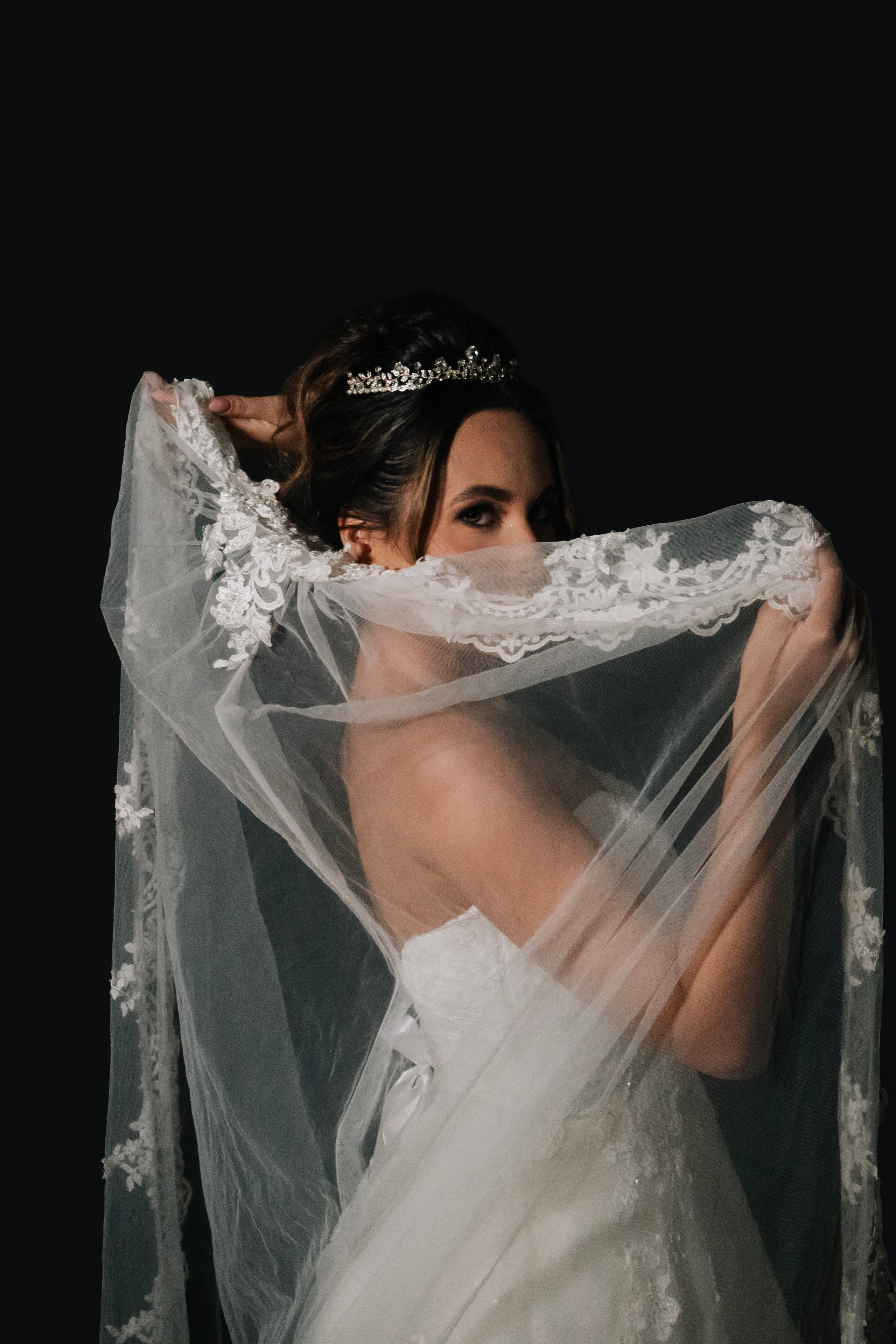Sessão de Fotos de Noiva / Estilo Moda para Noivas