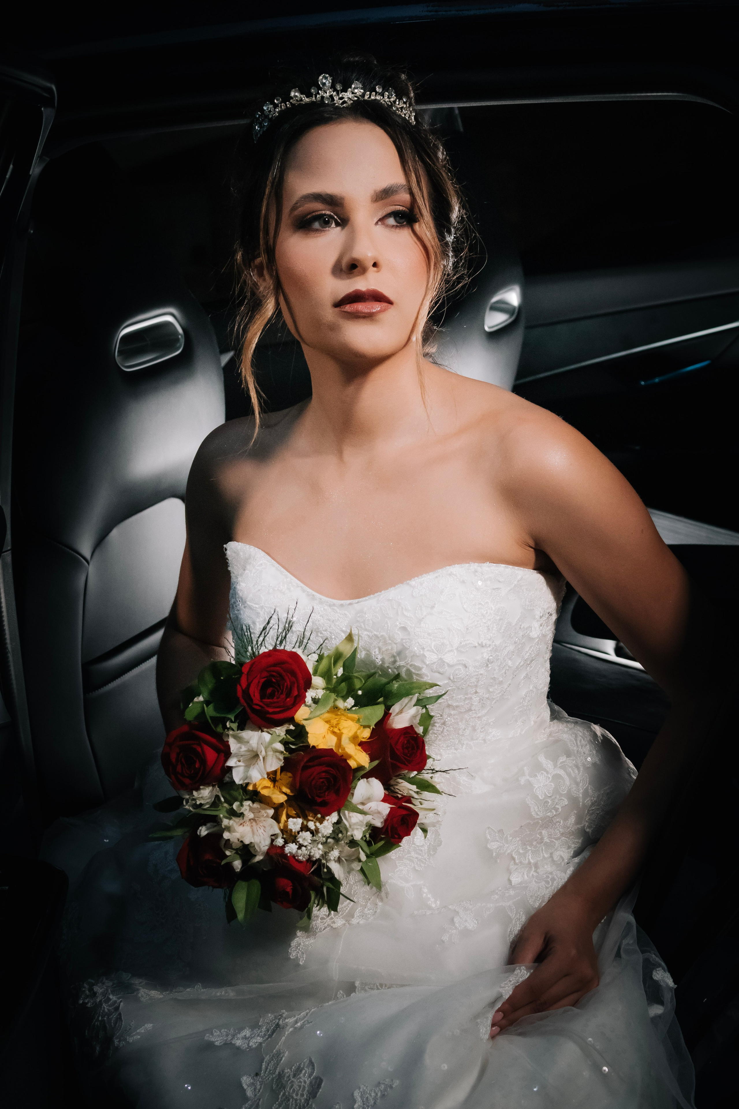 Sessão de Fotos de Noiva / Estilo Moda para Noivas